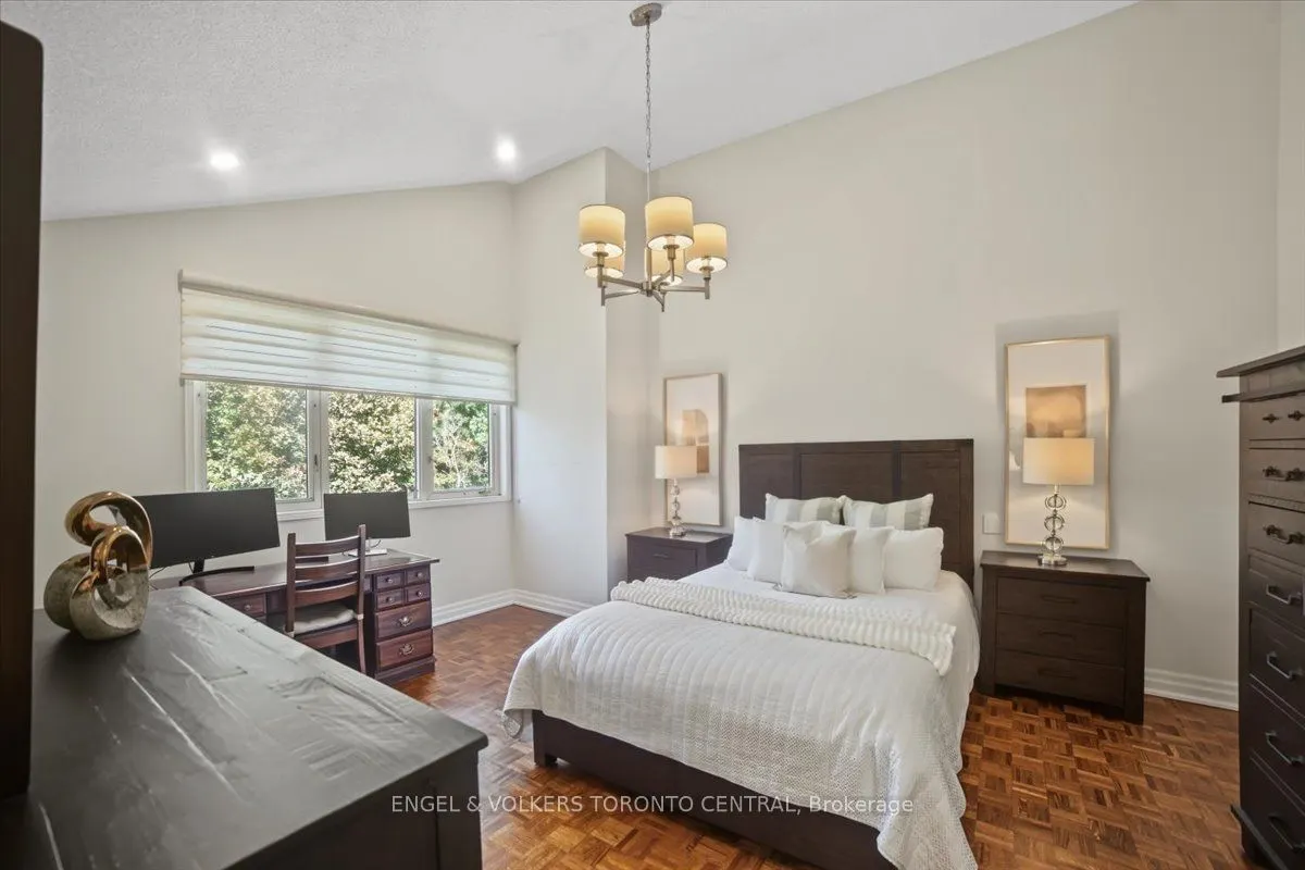 100 Arbors Lane #TH18
