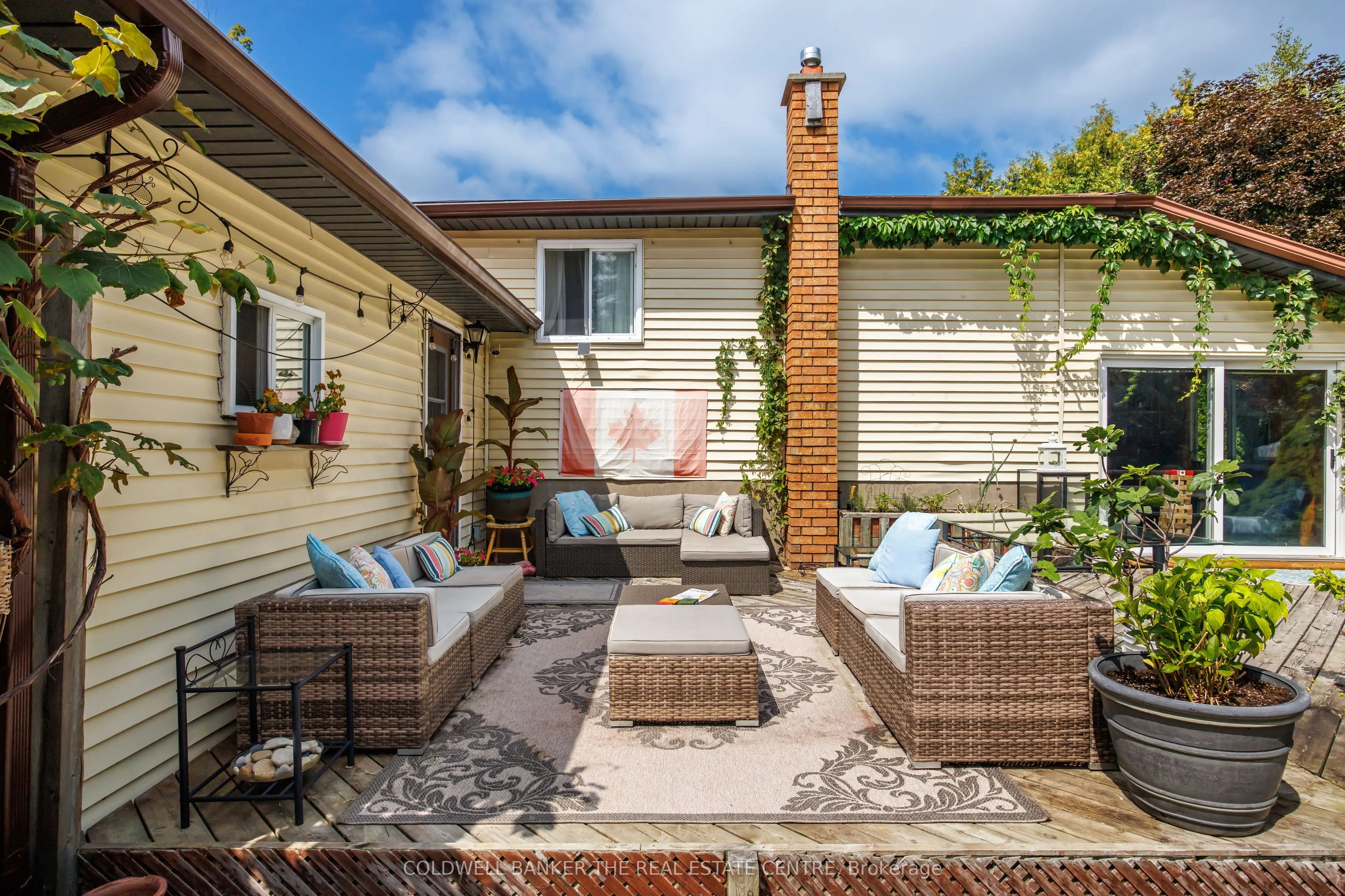 3211 Cowan Avenue
