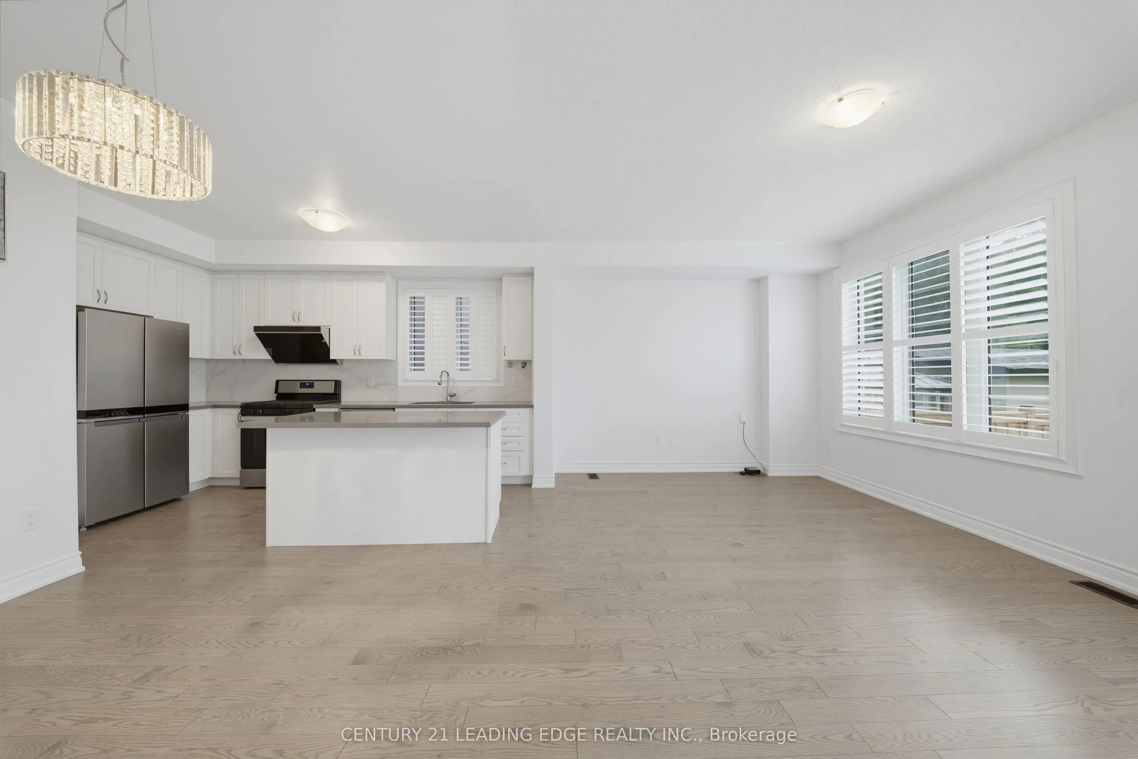 28 Liam Lane