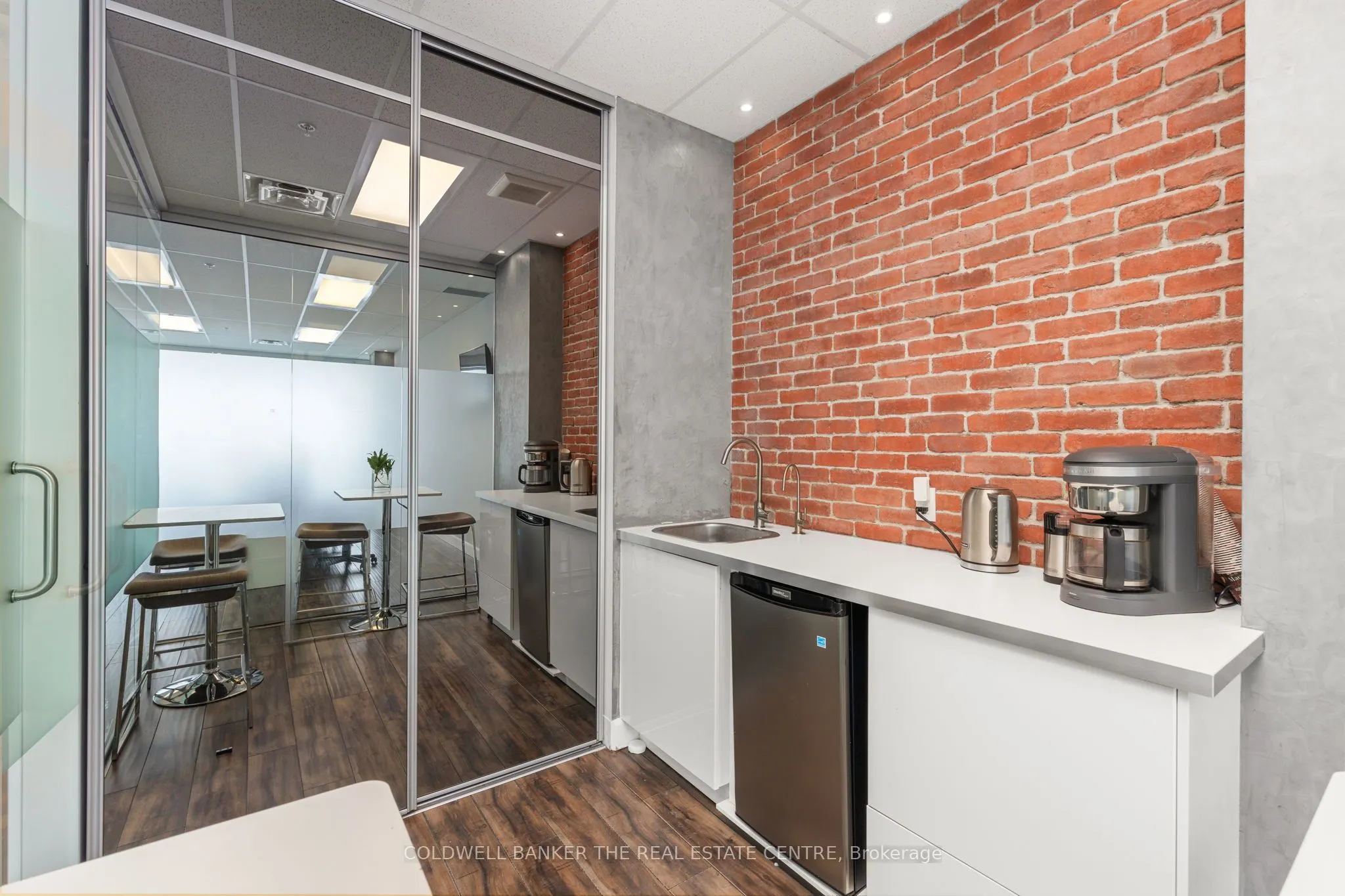 7191 Yonge Street #812