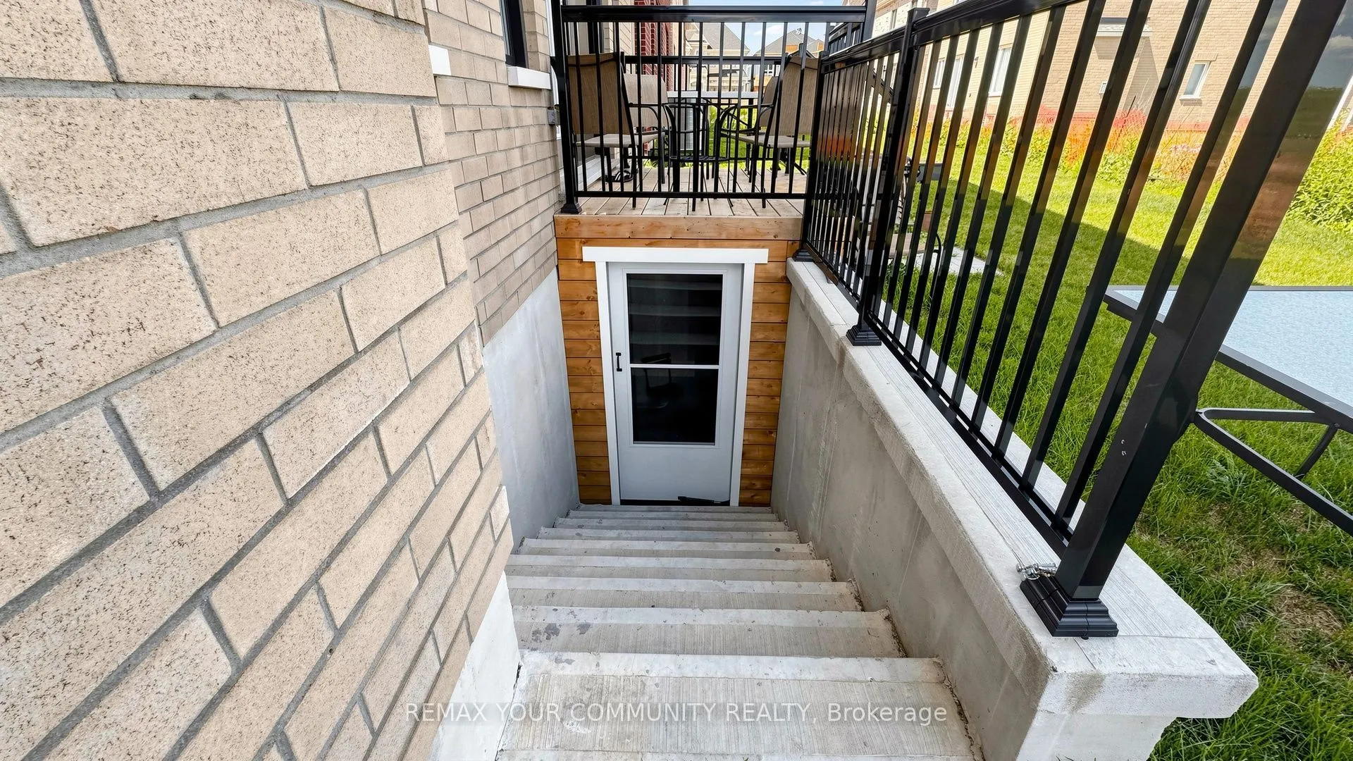 9 Backhouse Drive