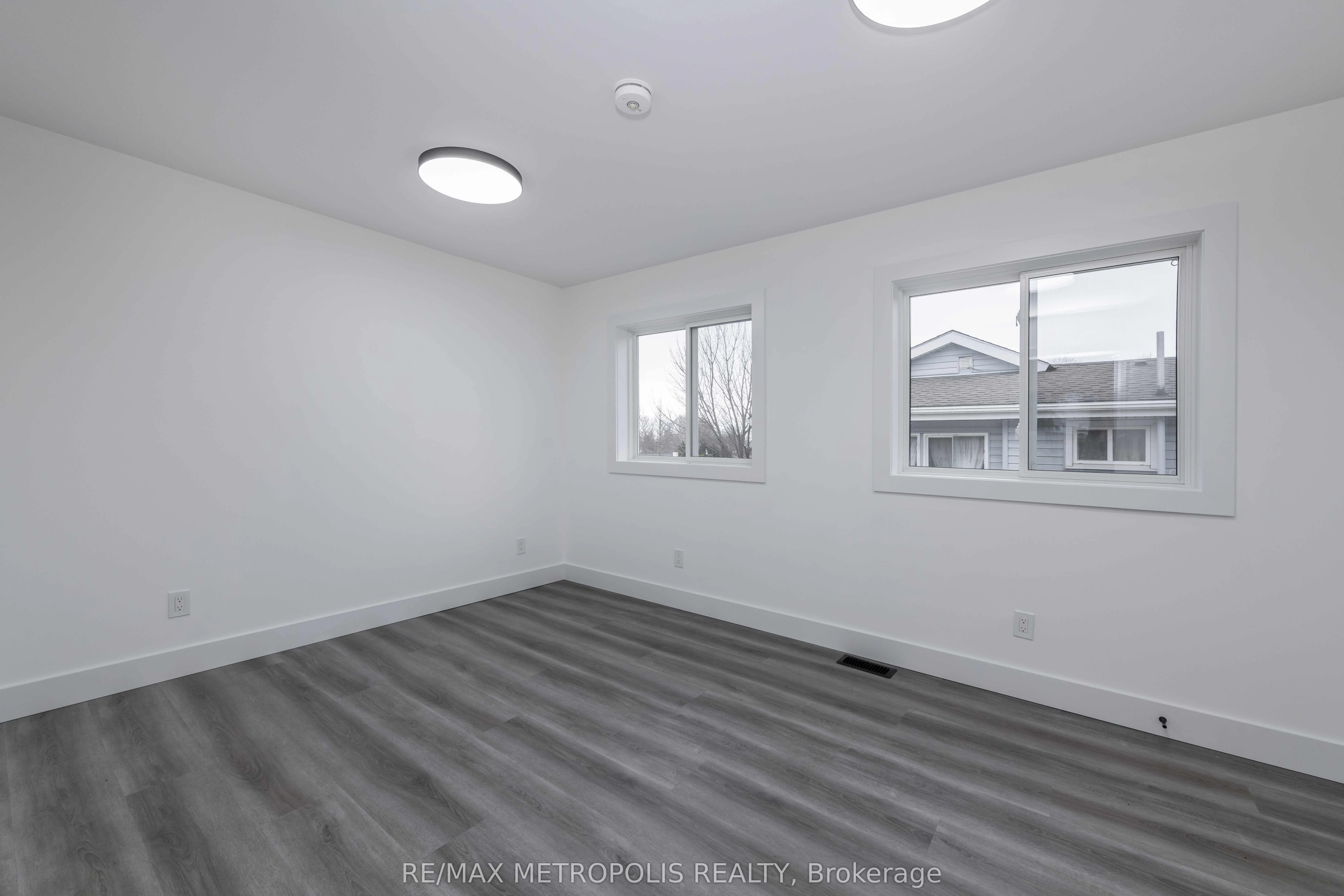 759 Innisfil Beach Road
