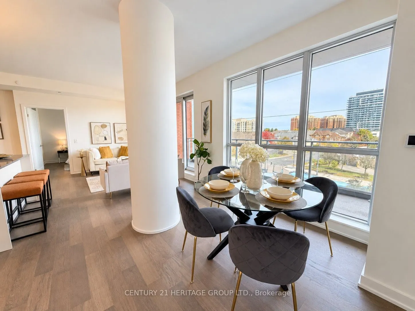 8888 Yonge Street #325
