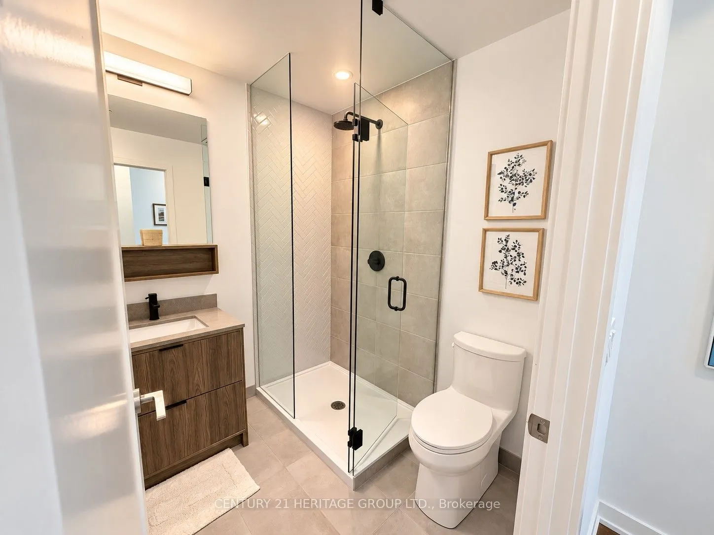 8888 Yonge Street #325