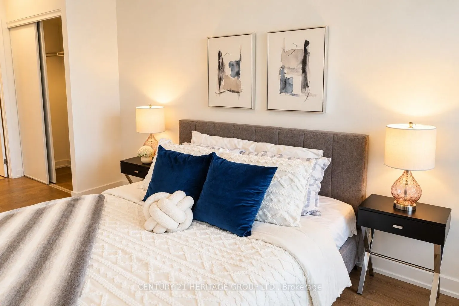 8888 Yonge Street #325