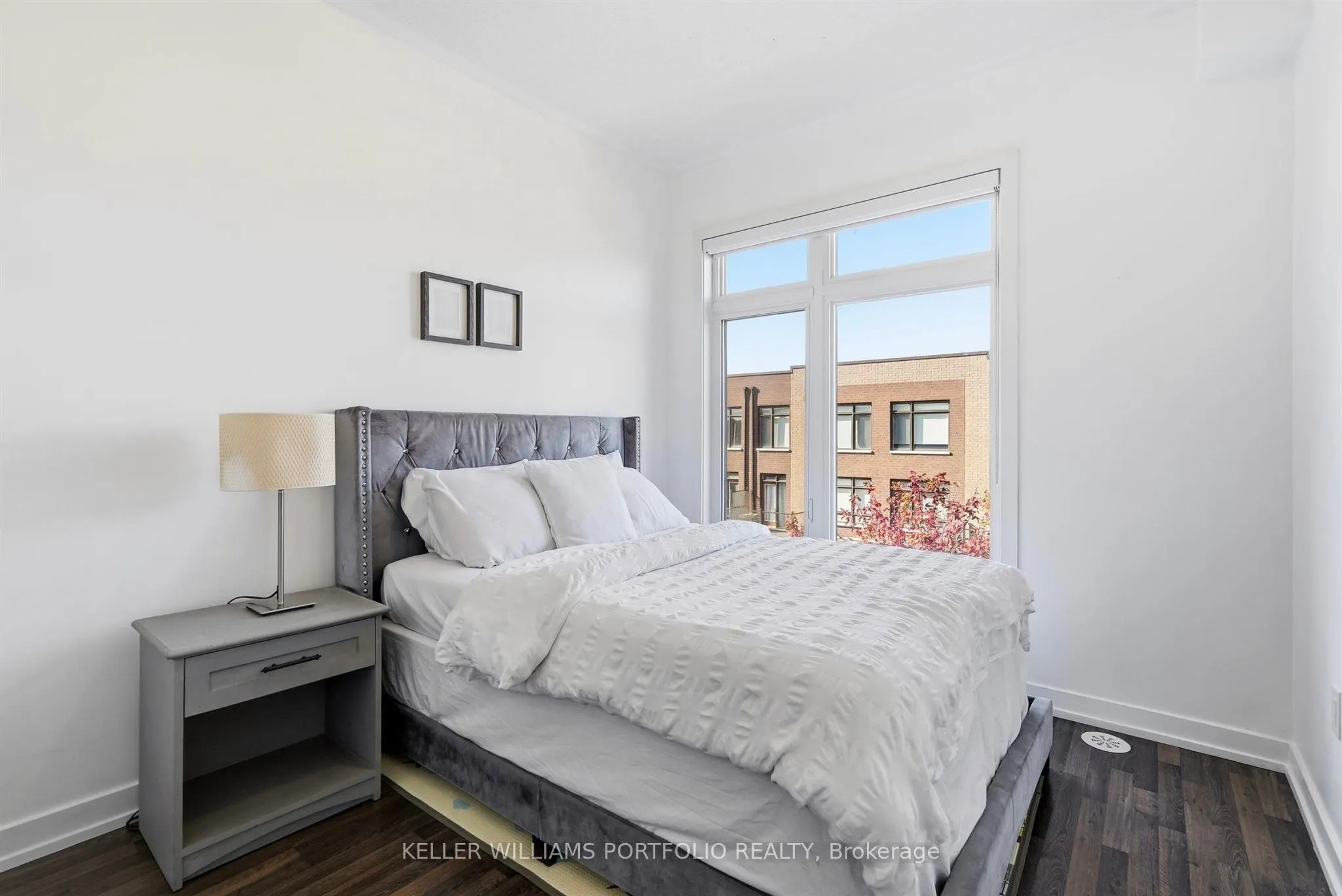 17 Hearne Street