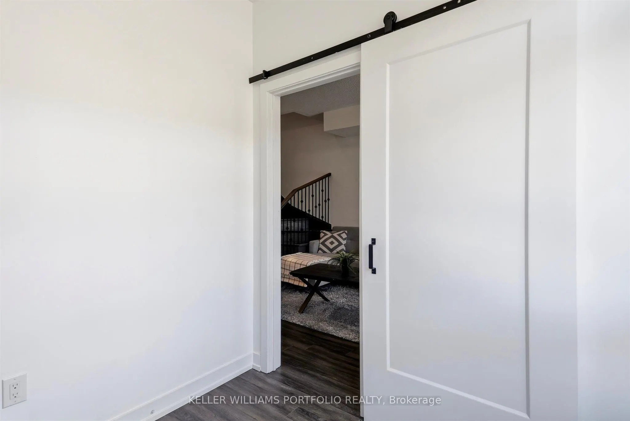 17 Hearne Street