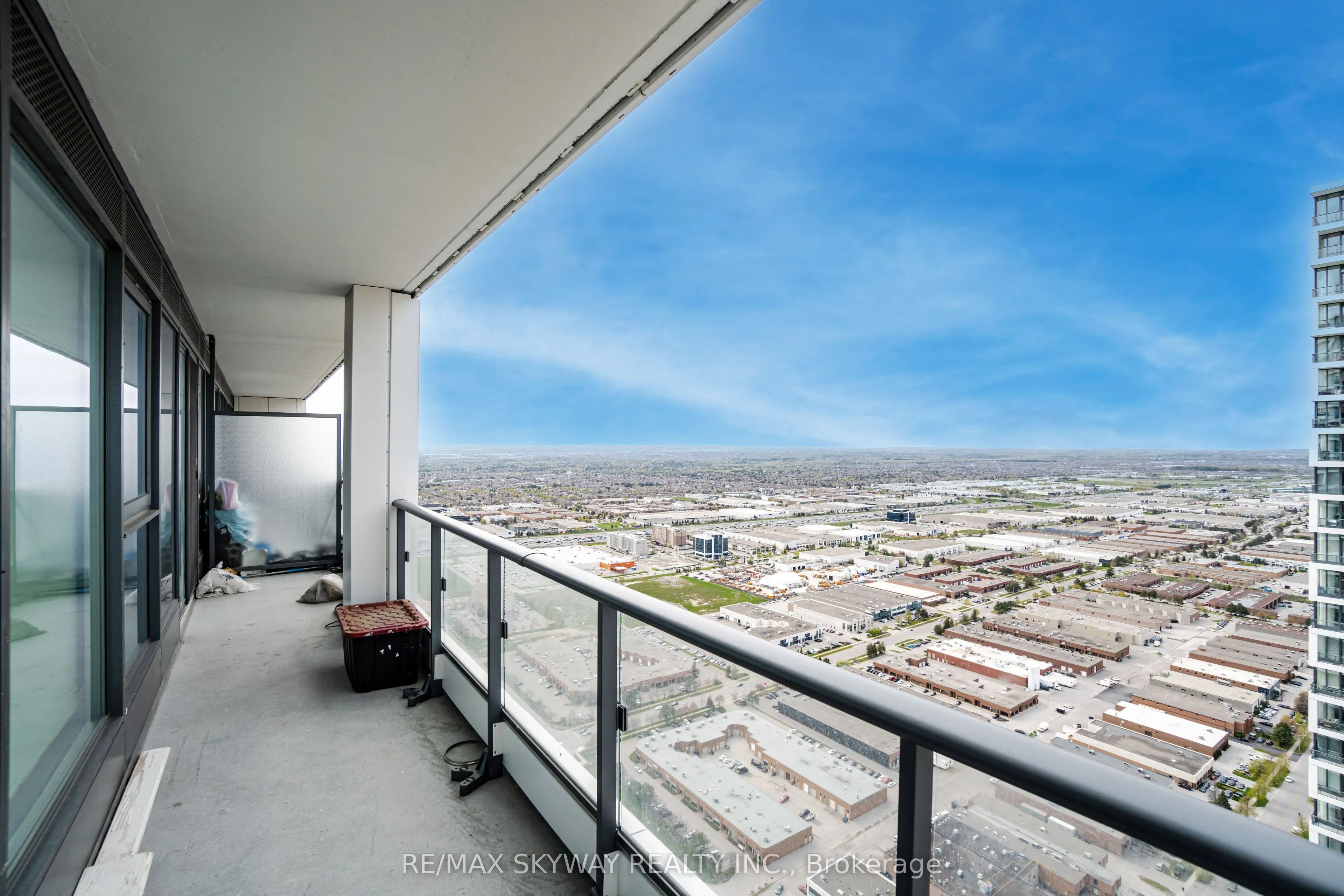 5 Buttermill Avenue #5702