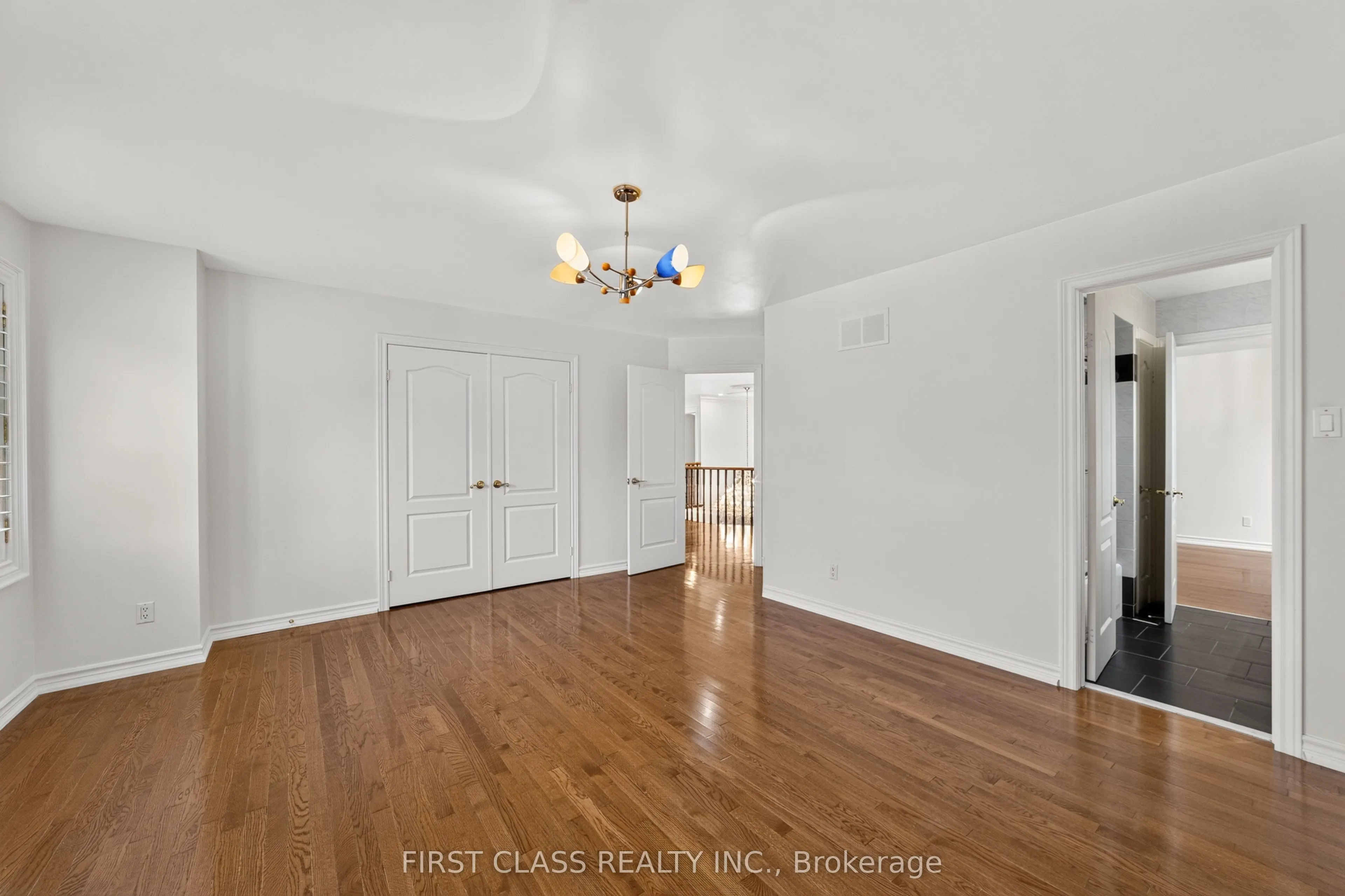 67 Black Walnut Crescent