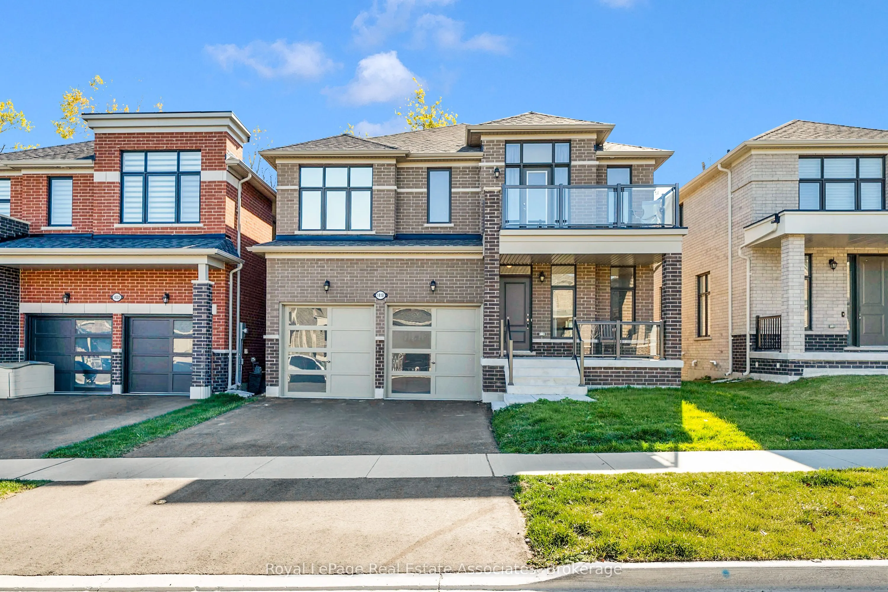 1418 Davis Loop