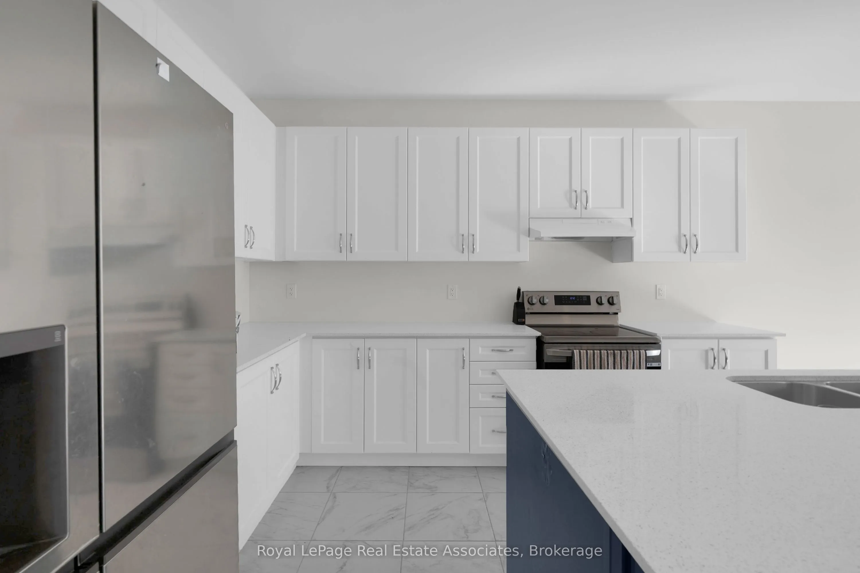 1418 Davis Loop