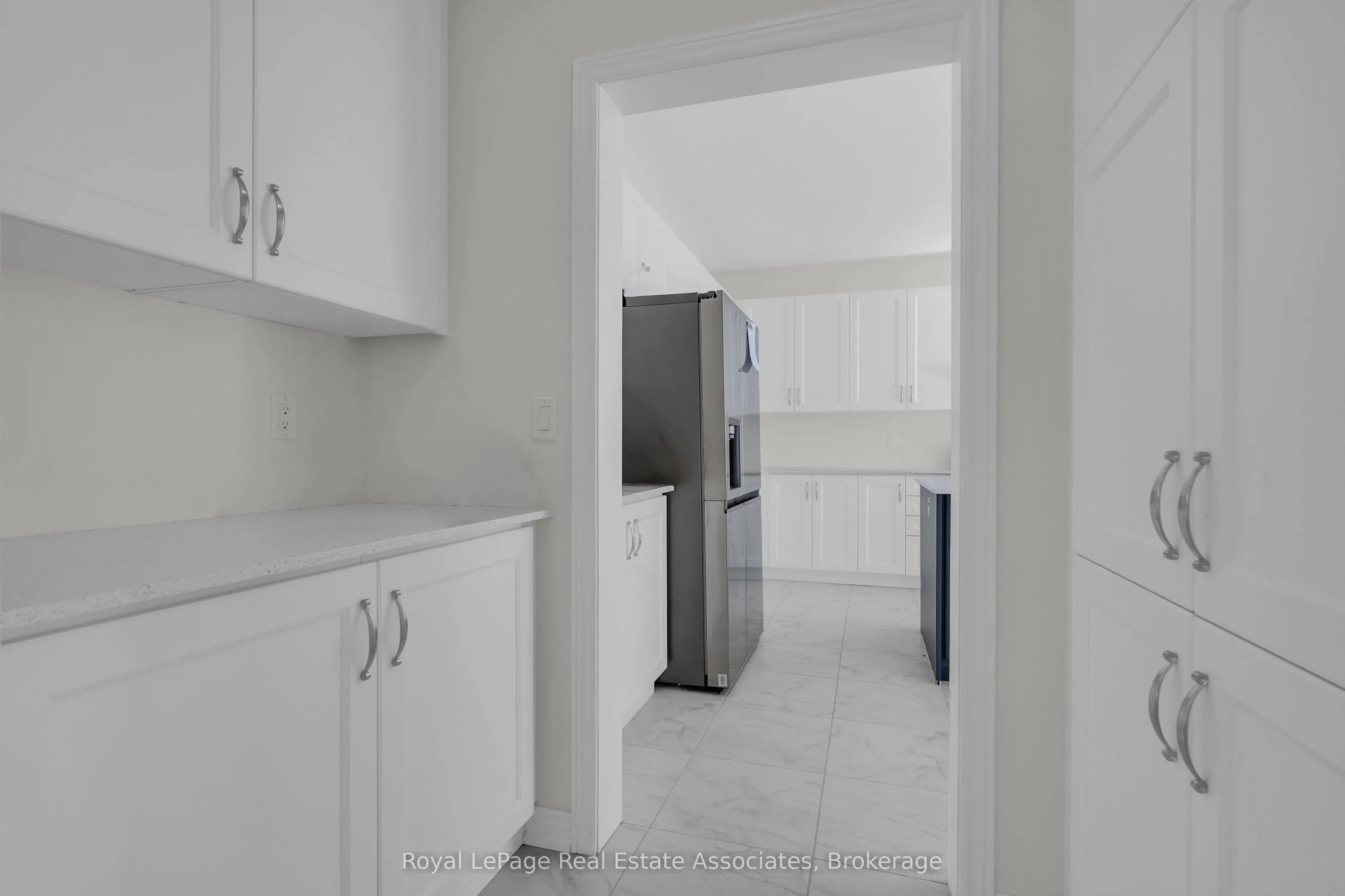 1418 Davis Loop