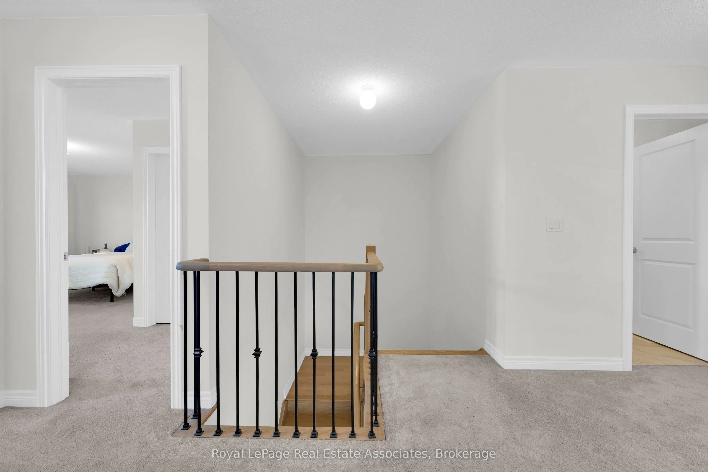 1418 Davis Loop