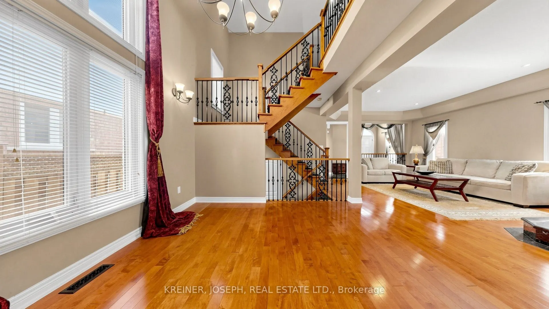 102 Mojave Crescent