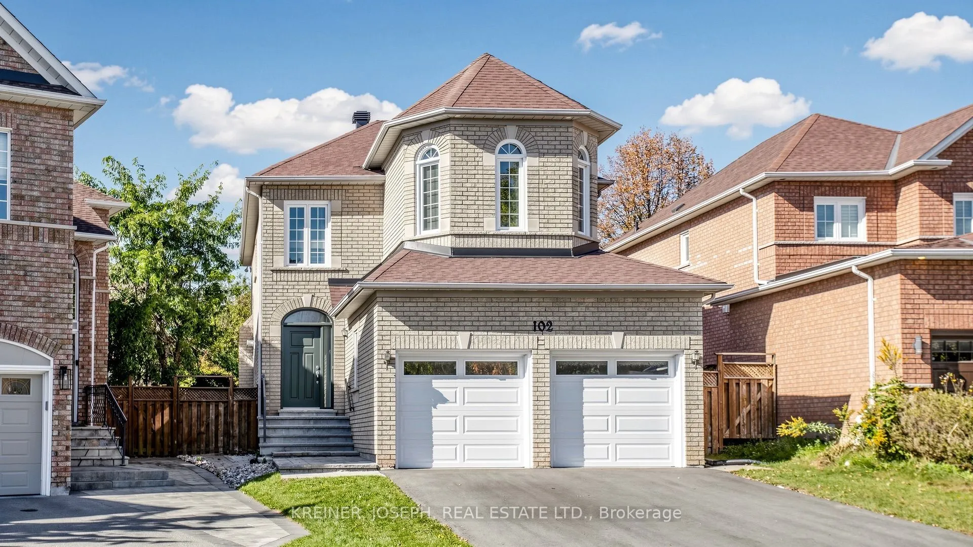 102 Mojave Crescent