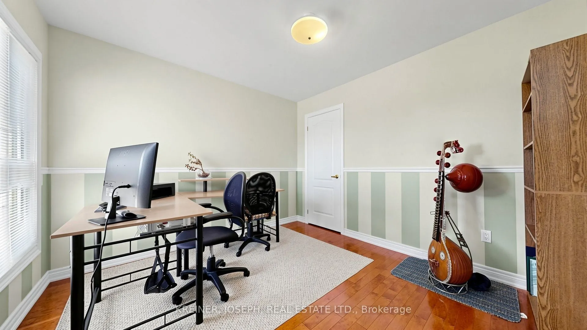 102 Mojave Crescent