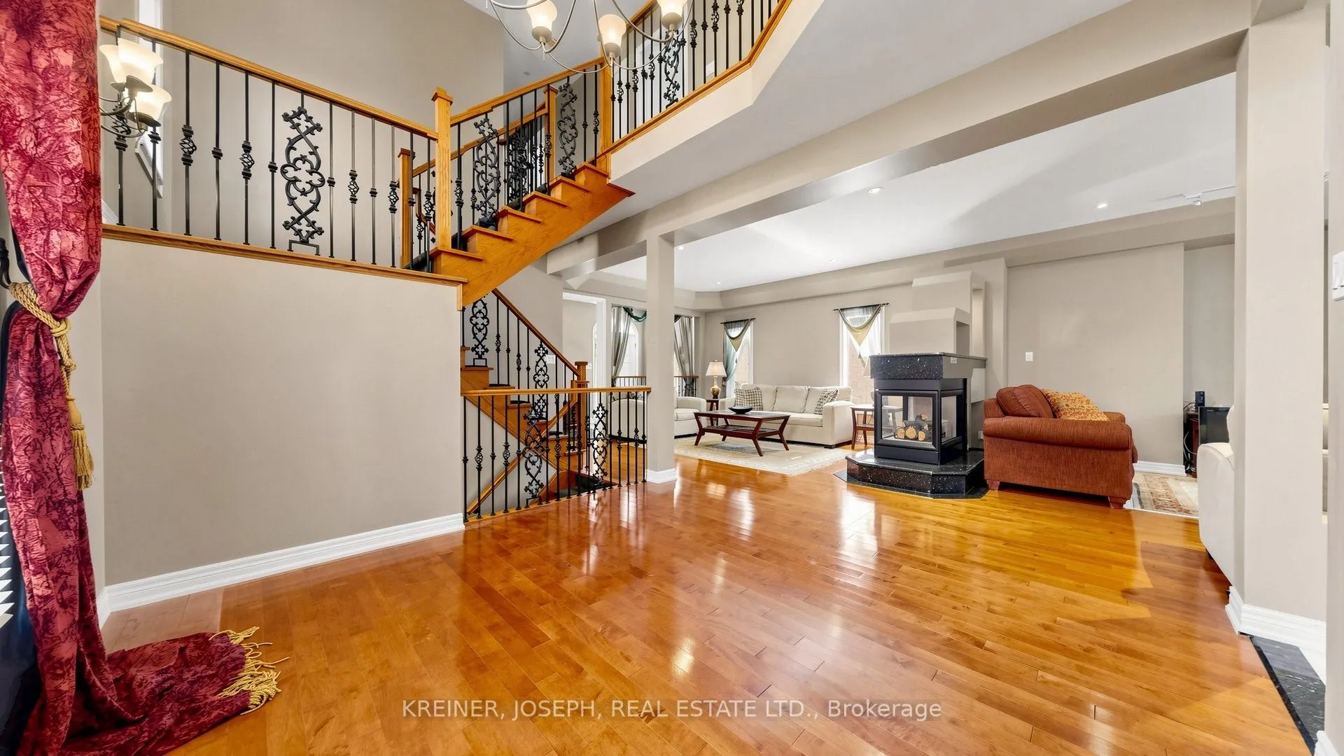102 Mojave Crescent