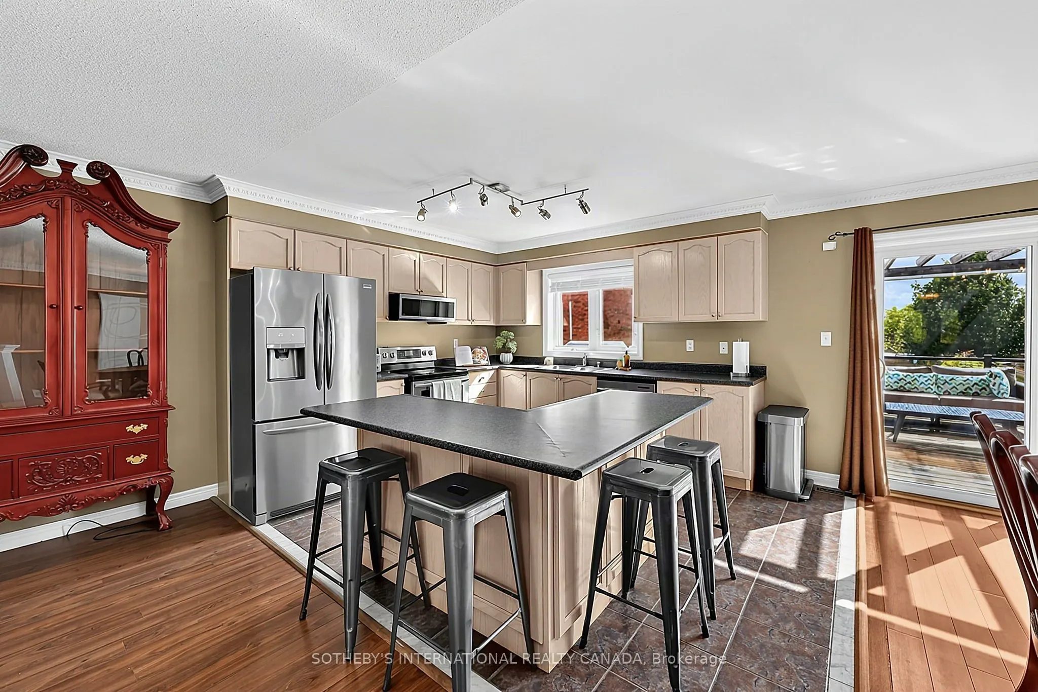 4 Brecken Drive
