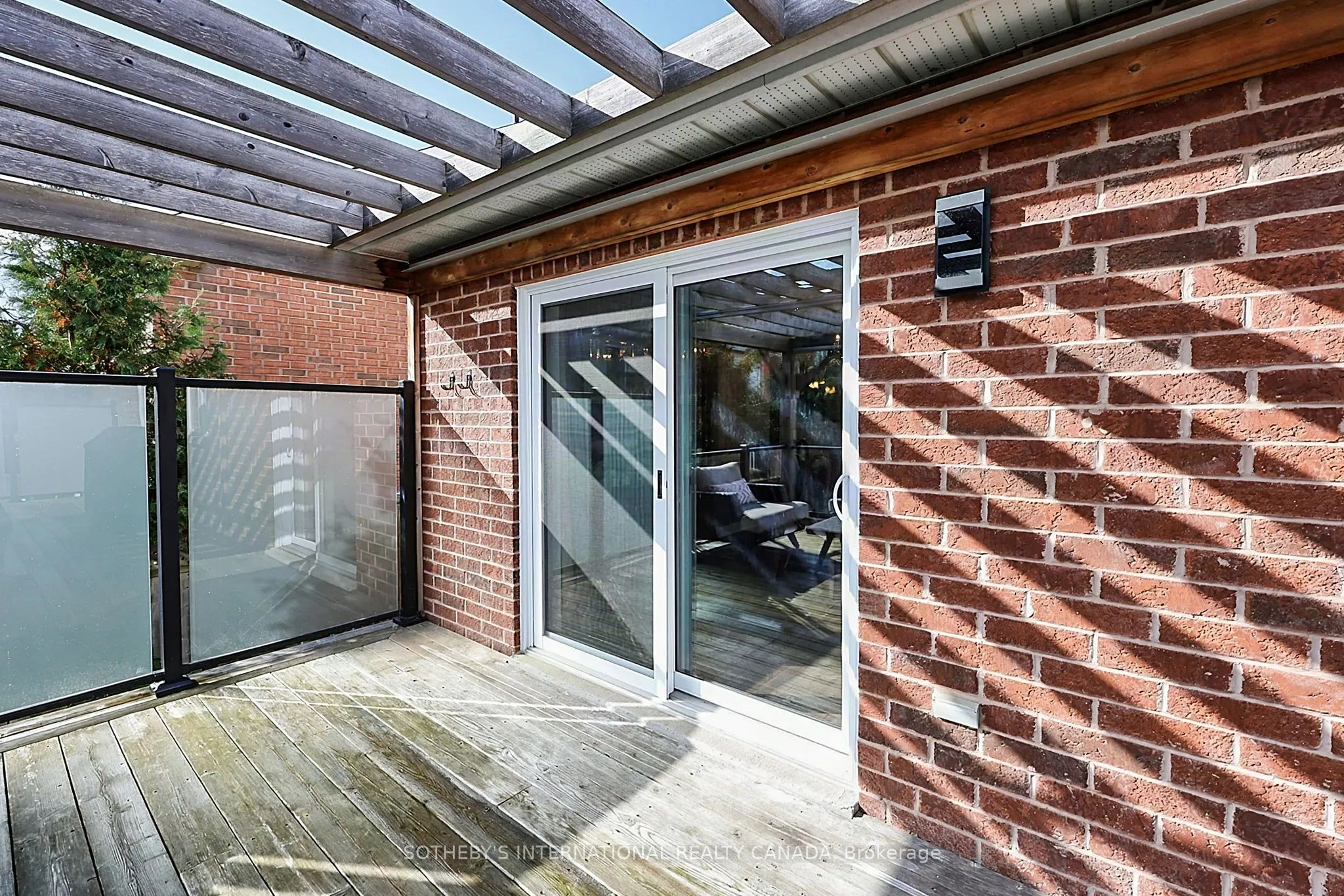 4 Brecken Drive