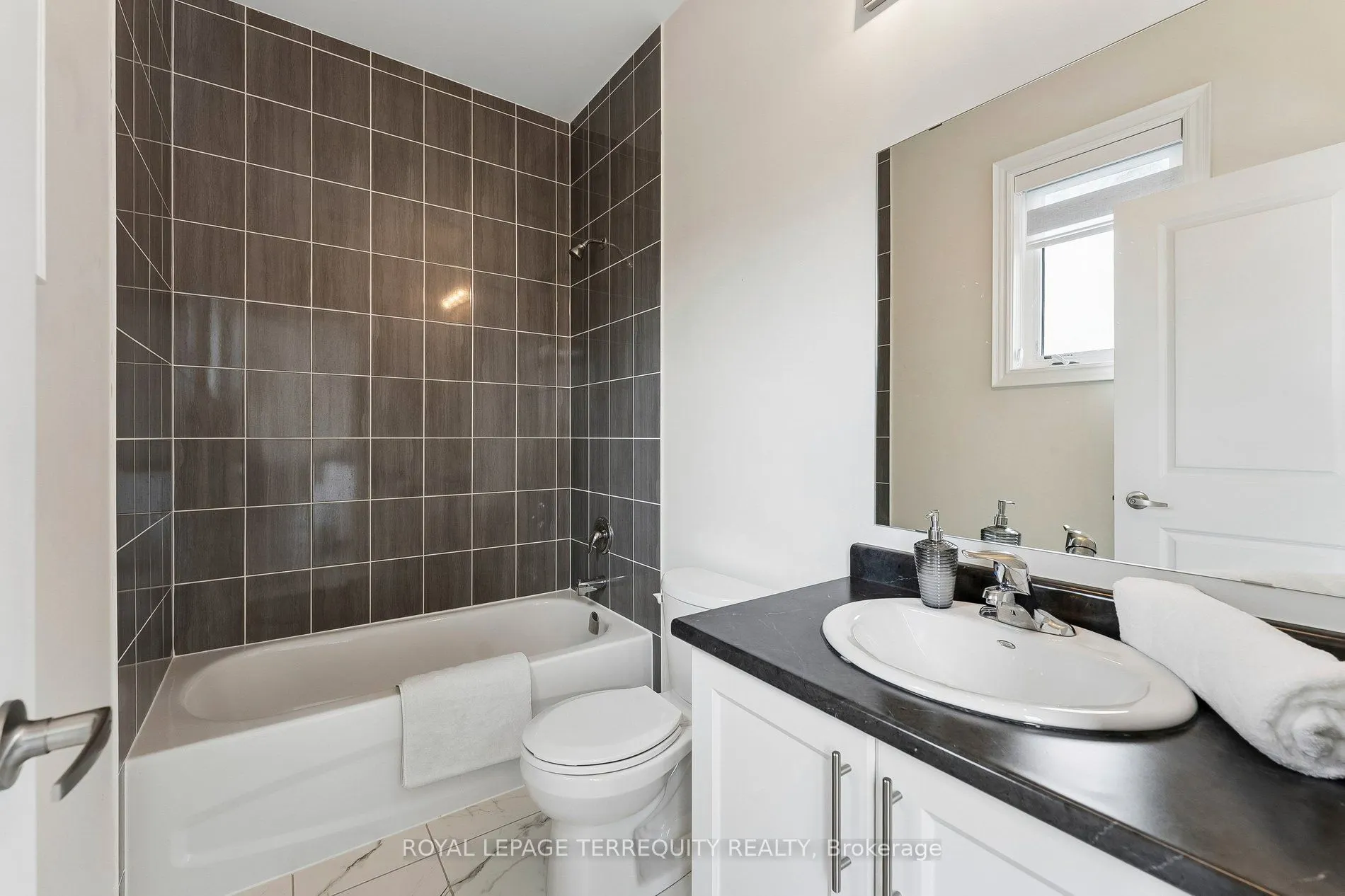 7 Ballanview Court