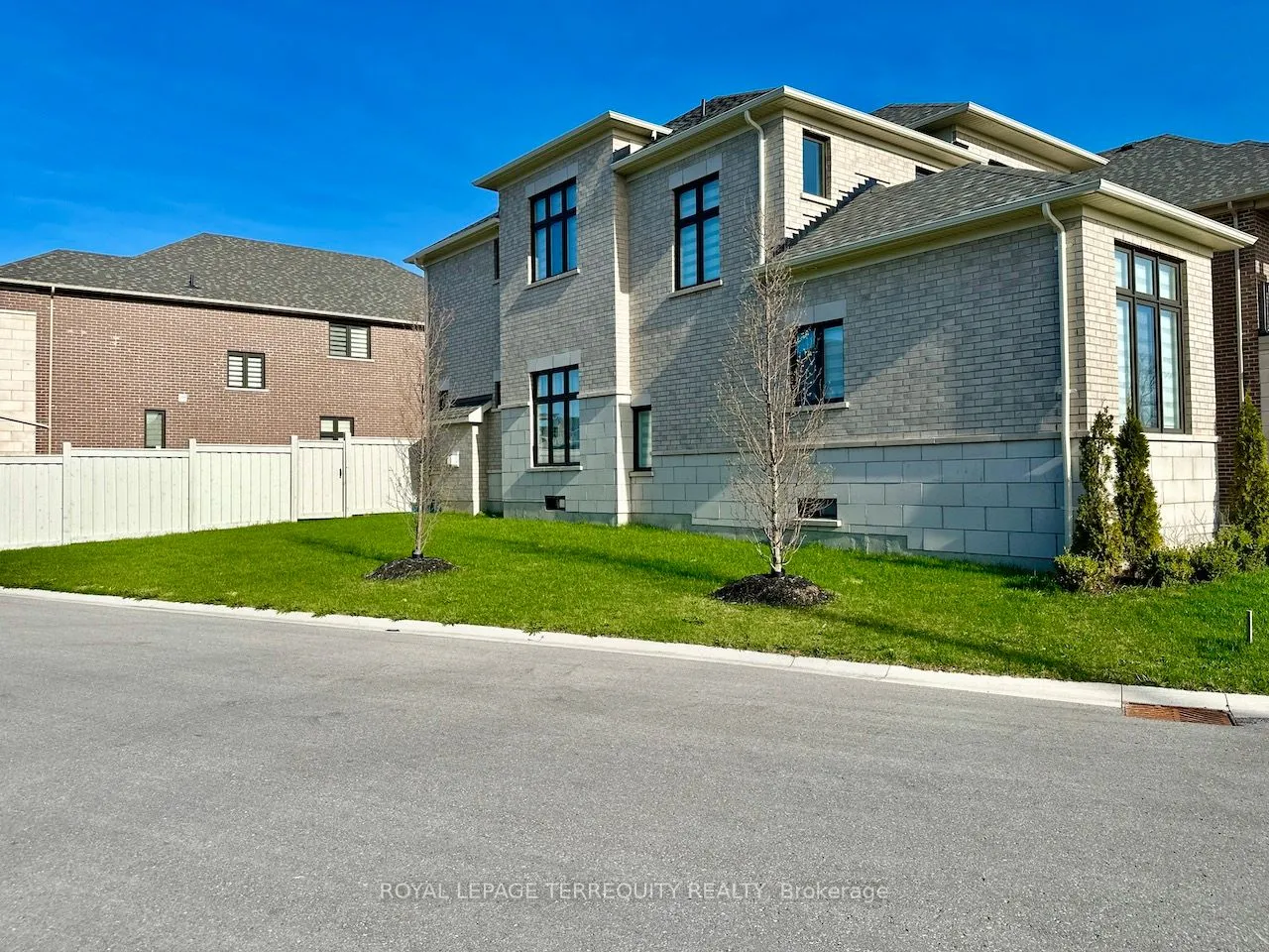 7 Ballanview Court