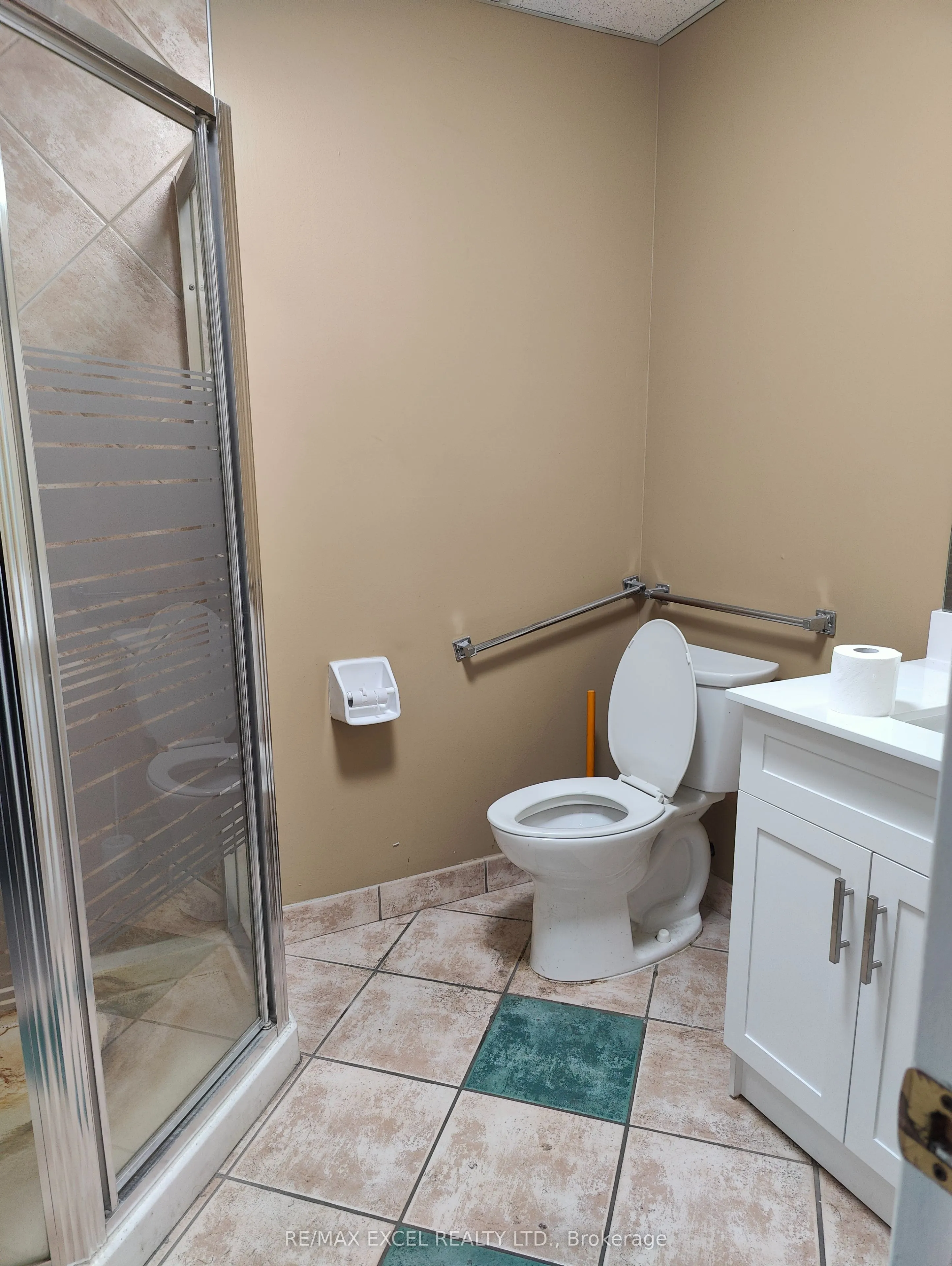 75 Konrad Crescent #D