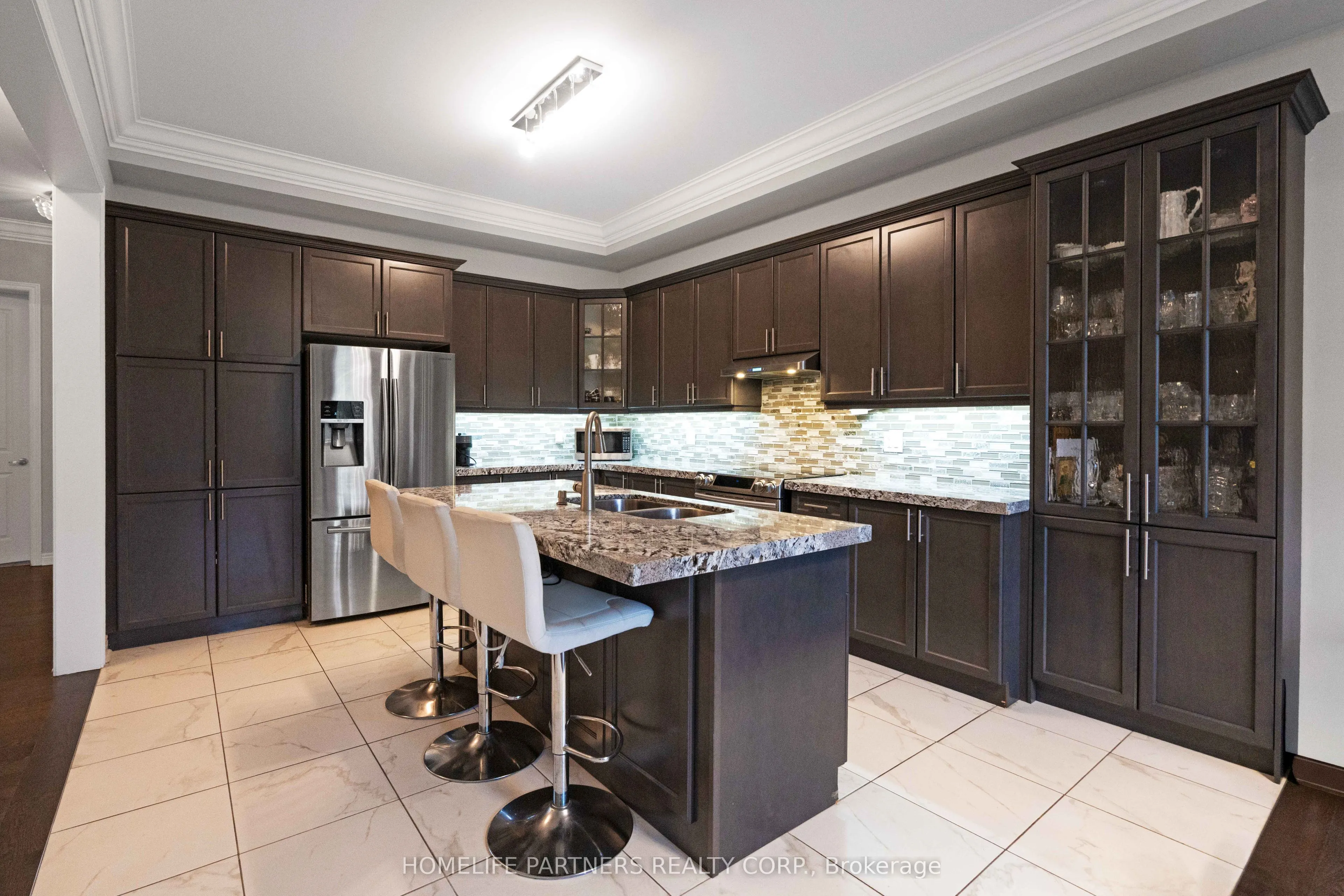 88 Inverness Way