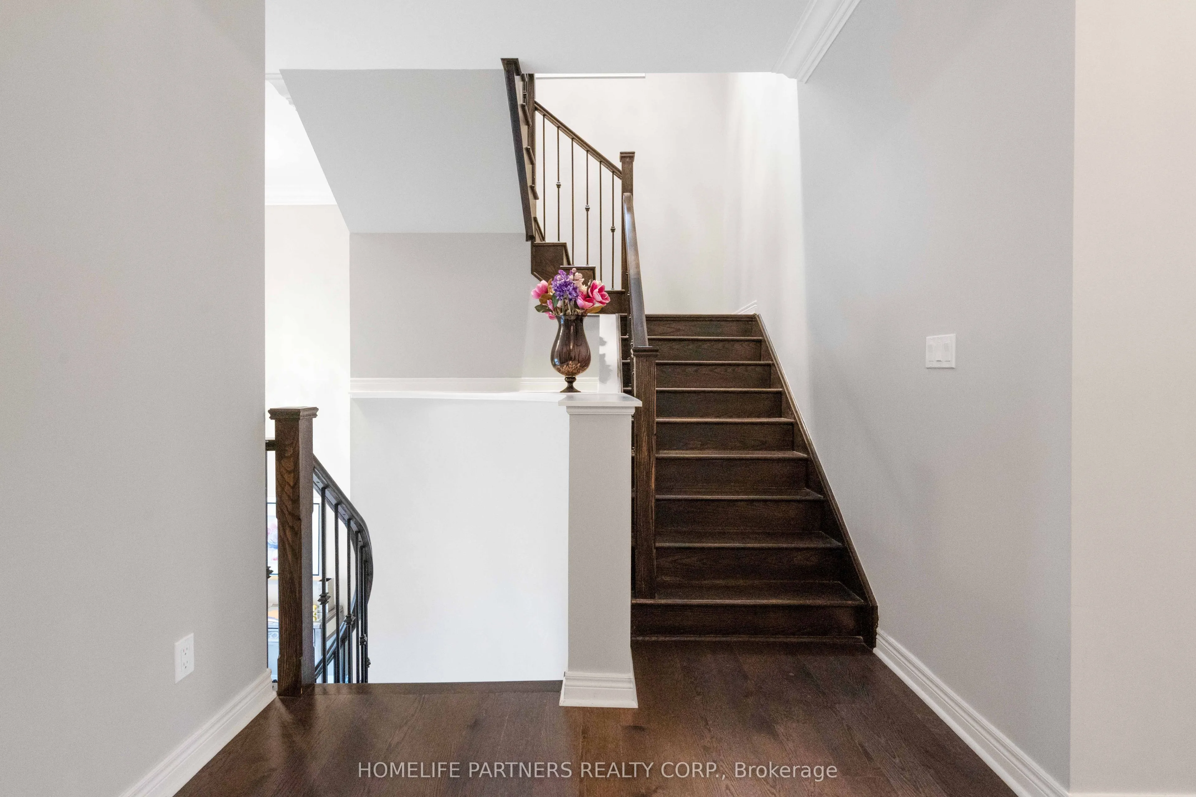 88 Inverness Way
