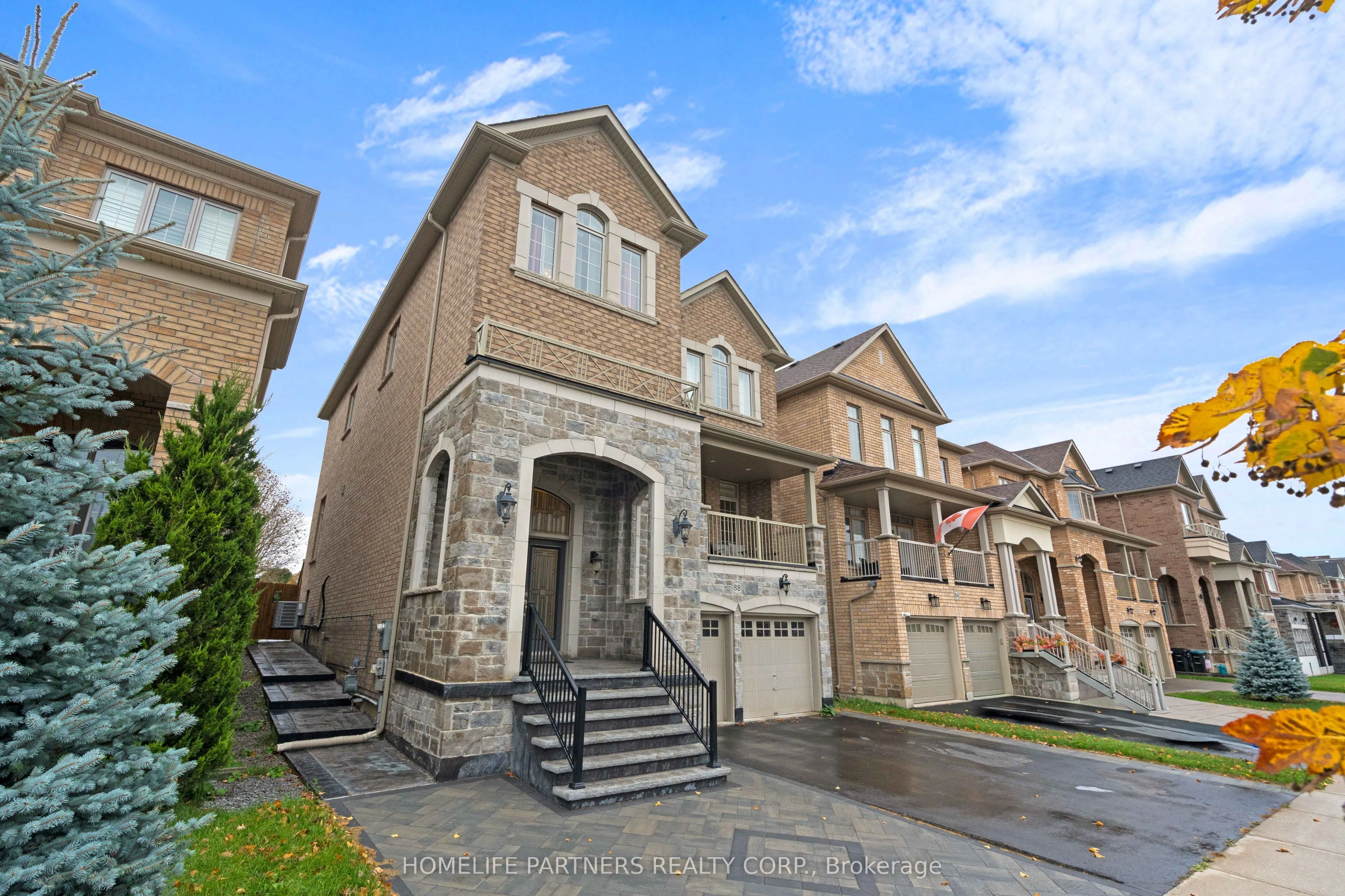 88 Inverness Way