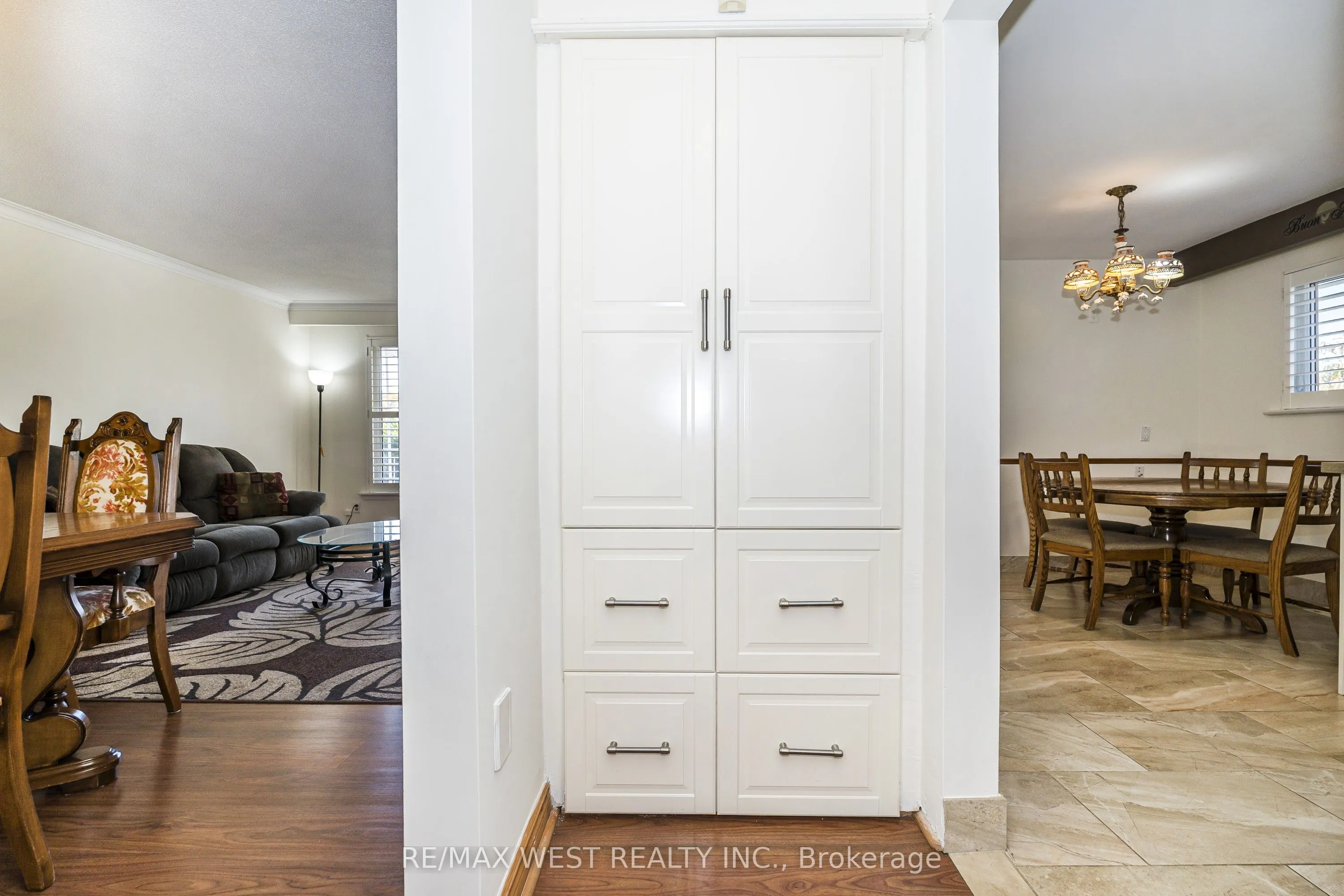 112 Harris Crescent