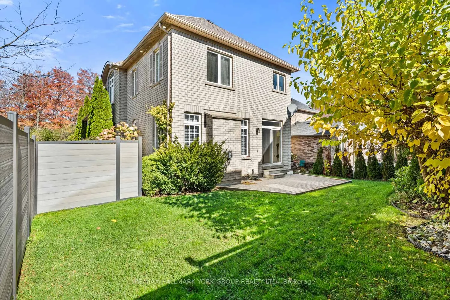 53 Catalina Crescent