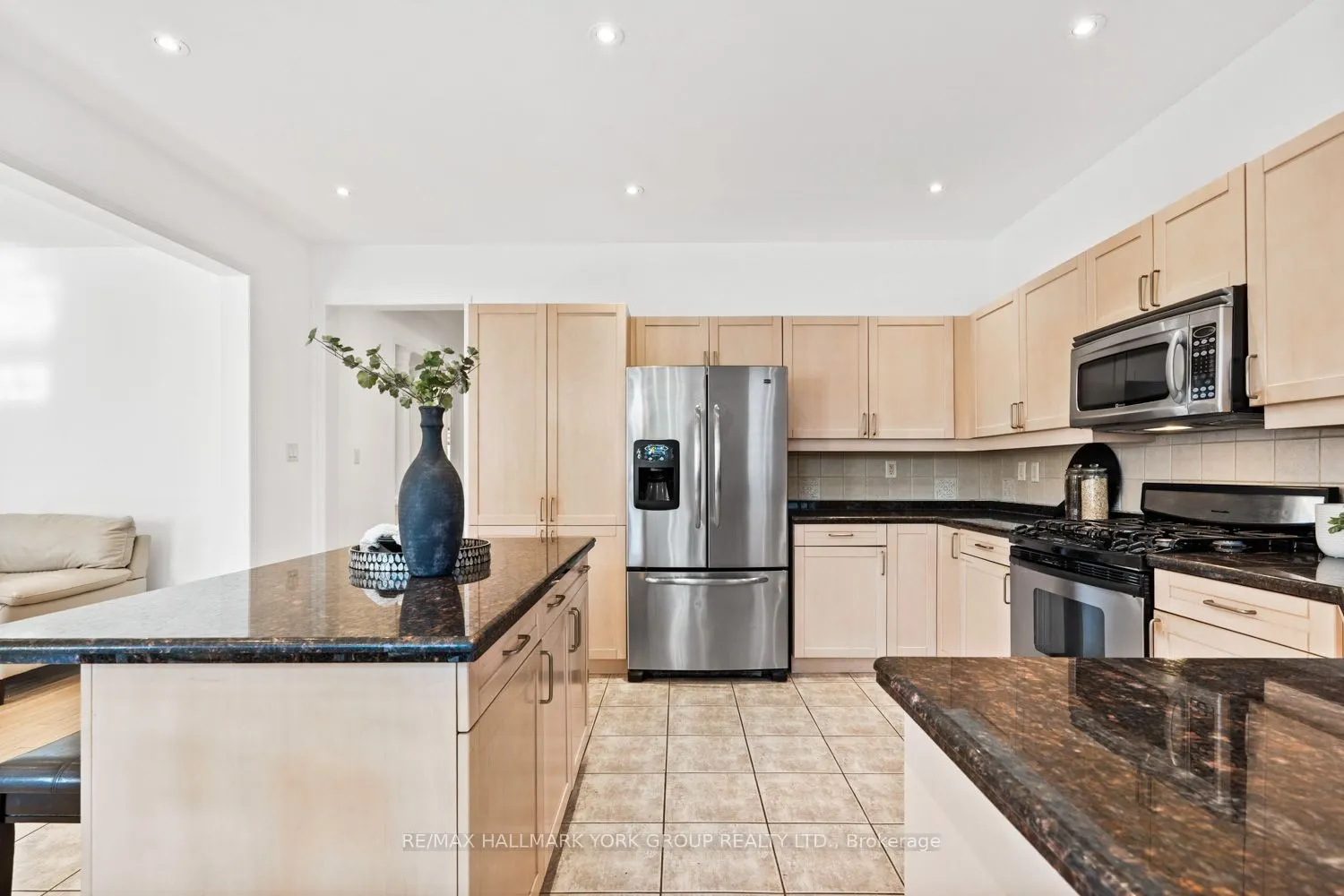 53 Catalina Crescent