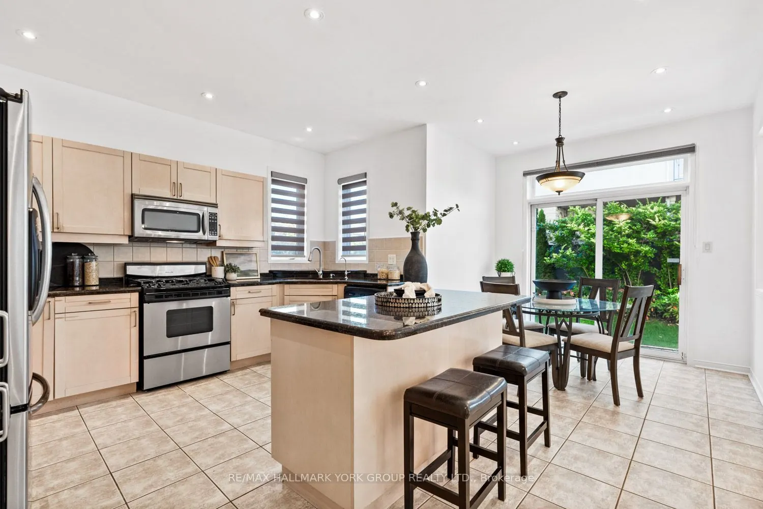 53 Catalina Crescent