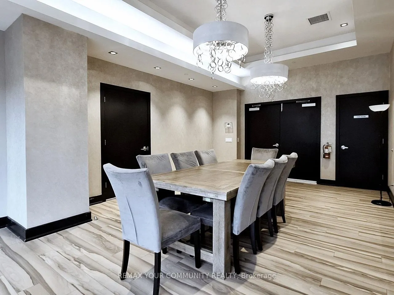 9600 Yonge Street #1602B