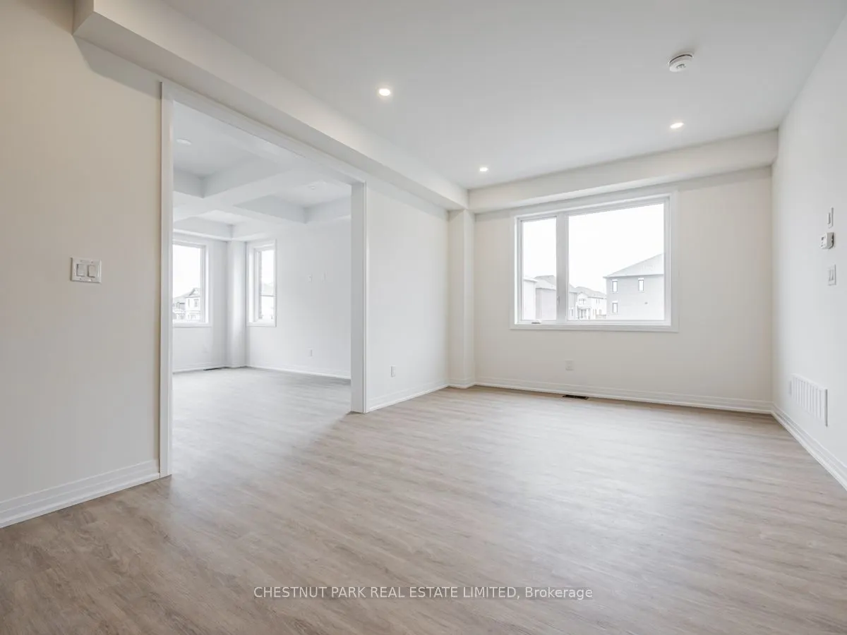 41 Robert Eaton Avenue