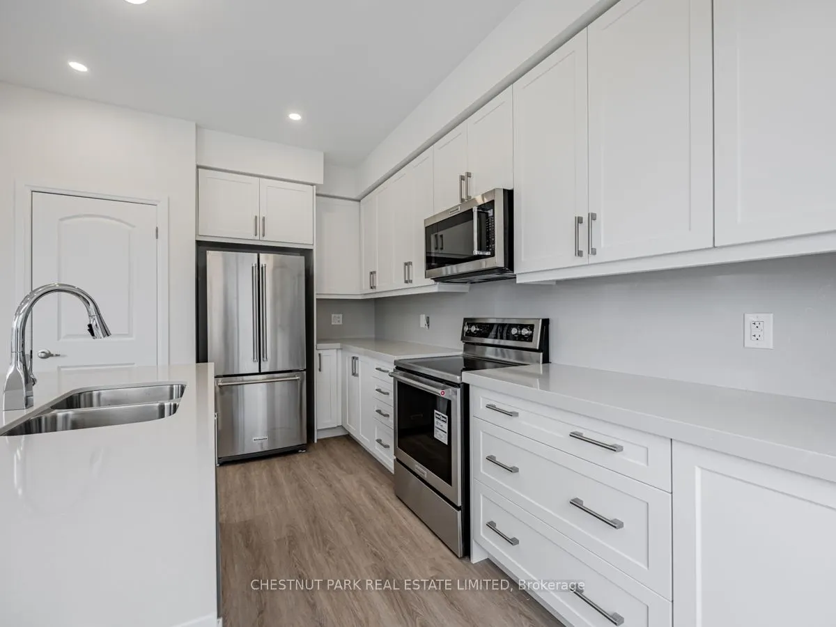 41 Robert Eaton Avenue