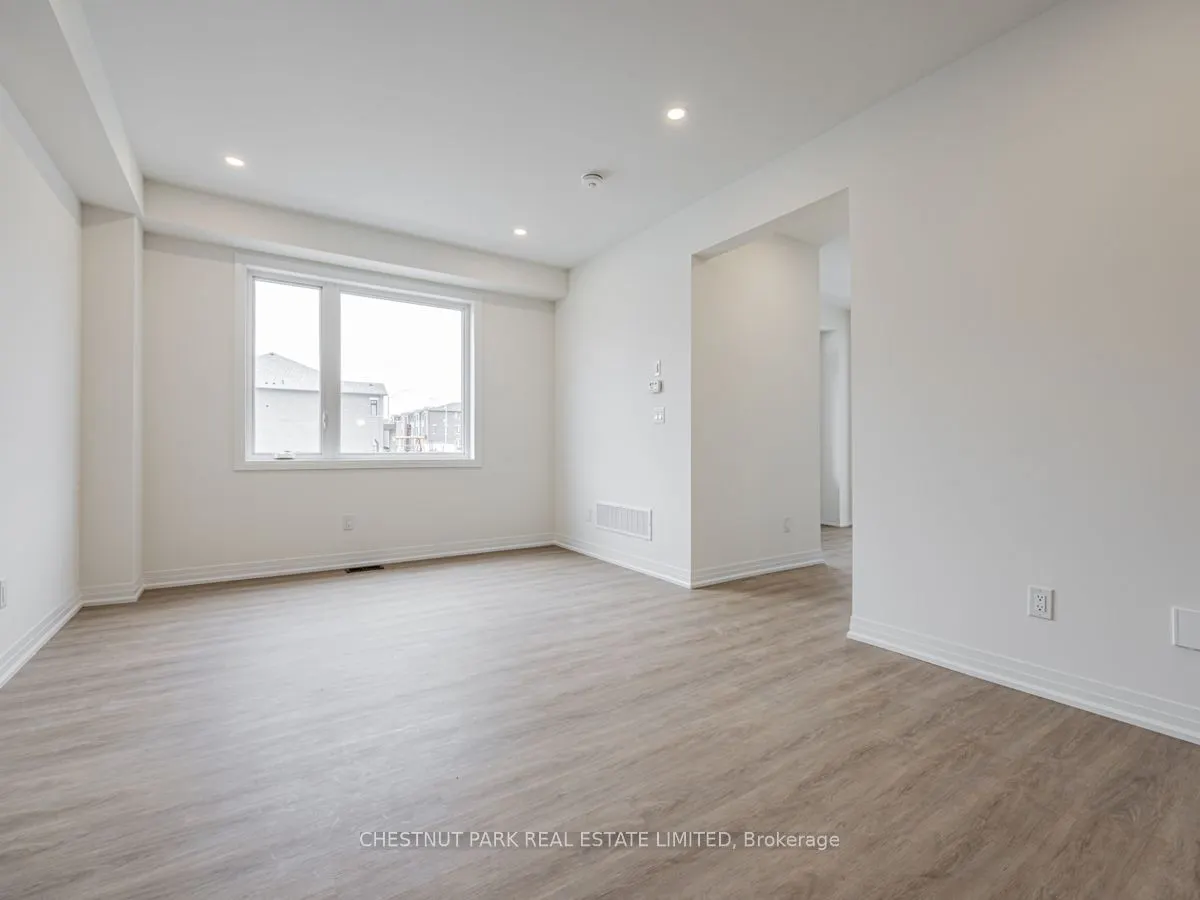 41 Robert Eaton Avenue