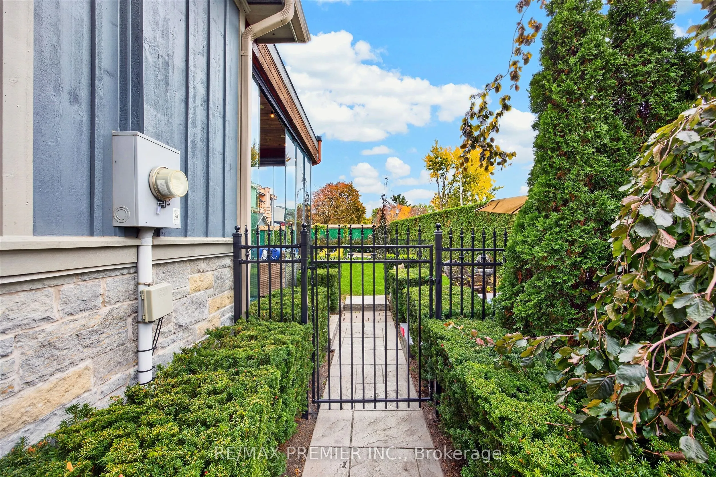 31 Malaren Road