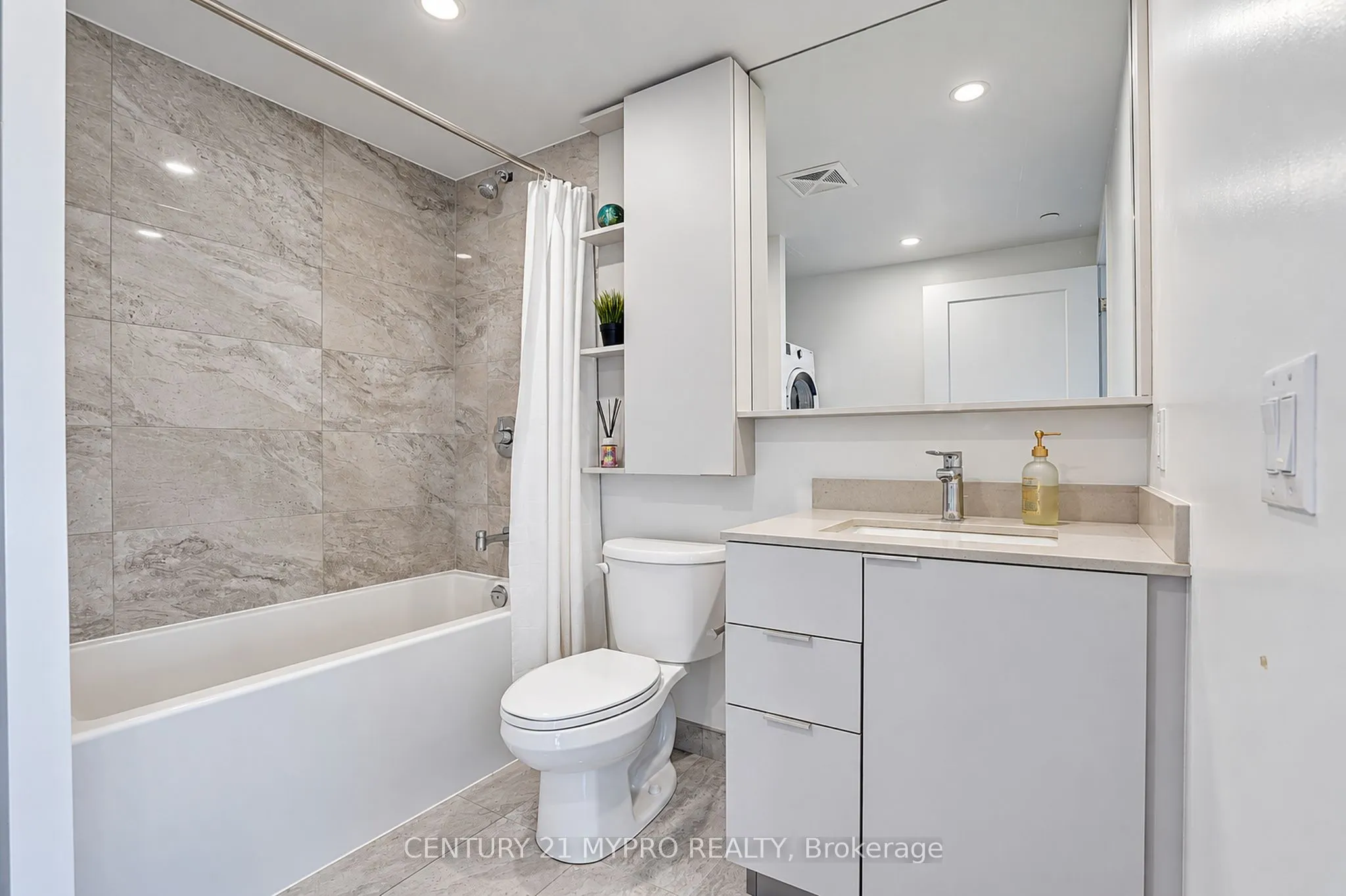 8 Cedarland Drive #318
