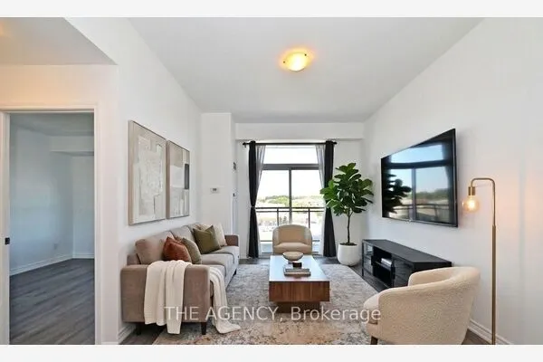 11611 Yonge Street #809