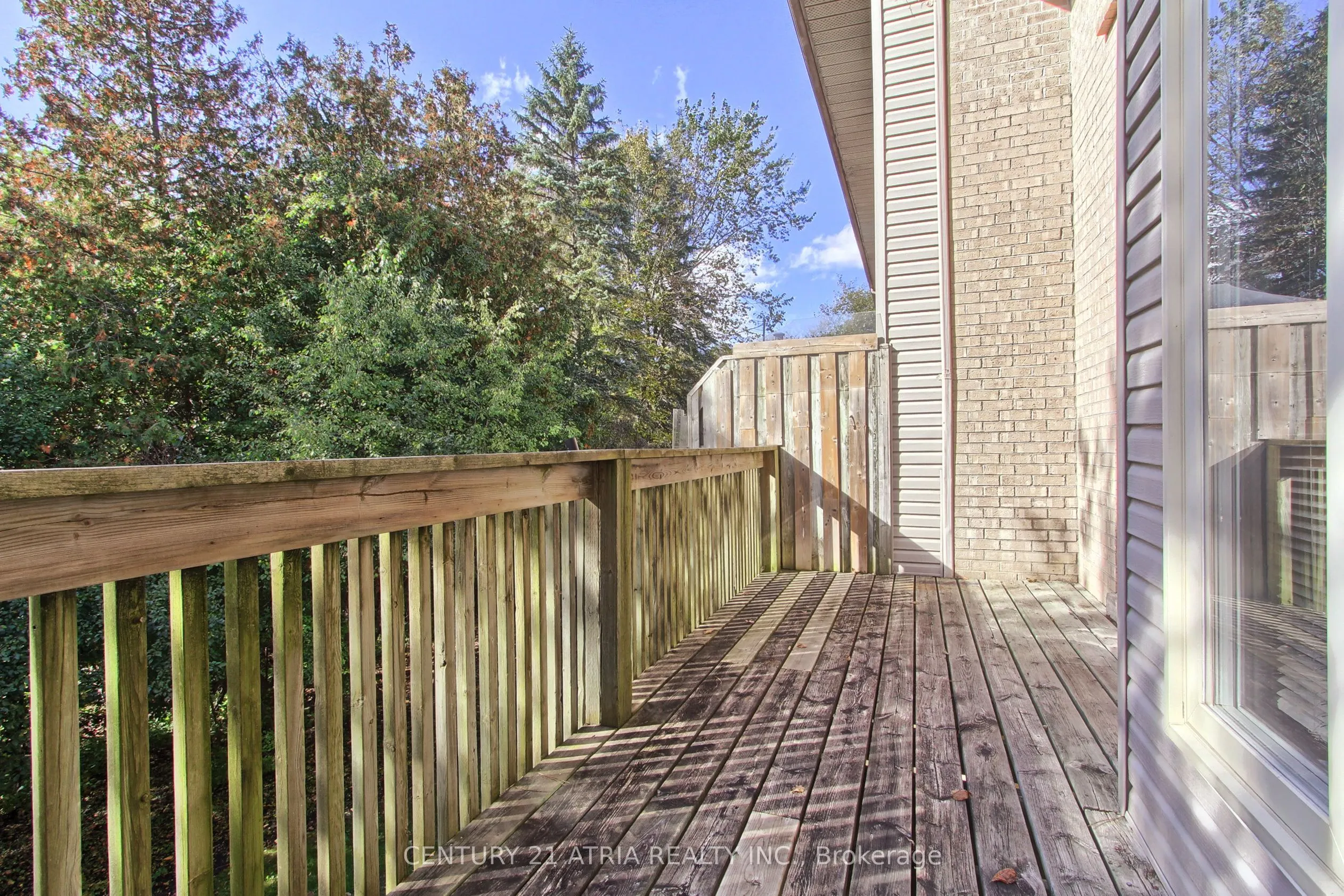 27 Anderson Place #11