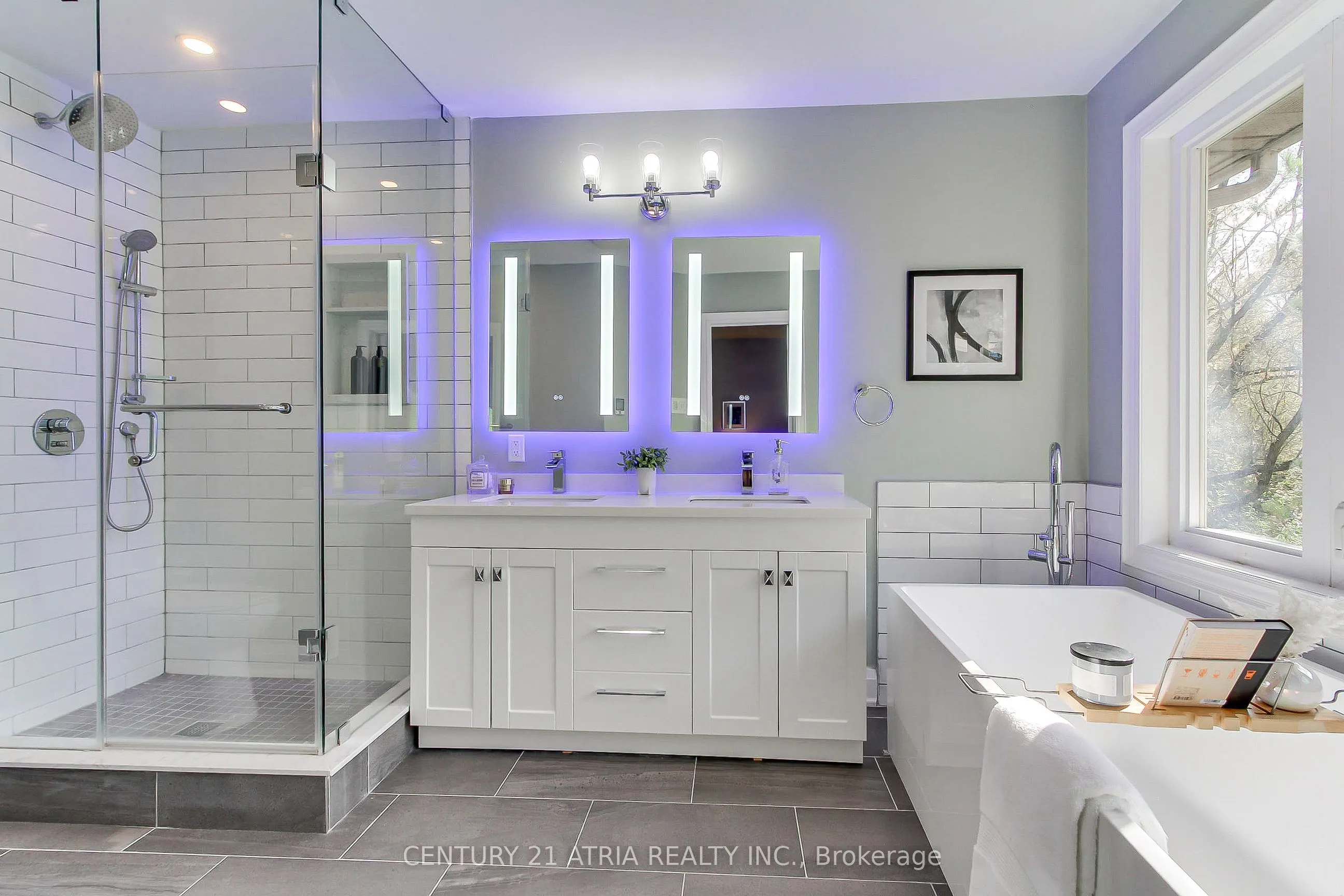 27 Anderson Place #11