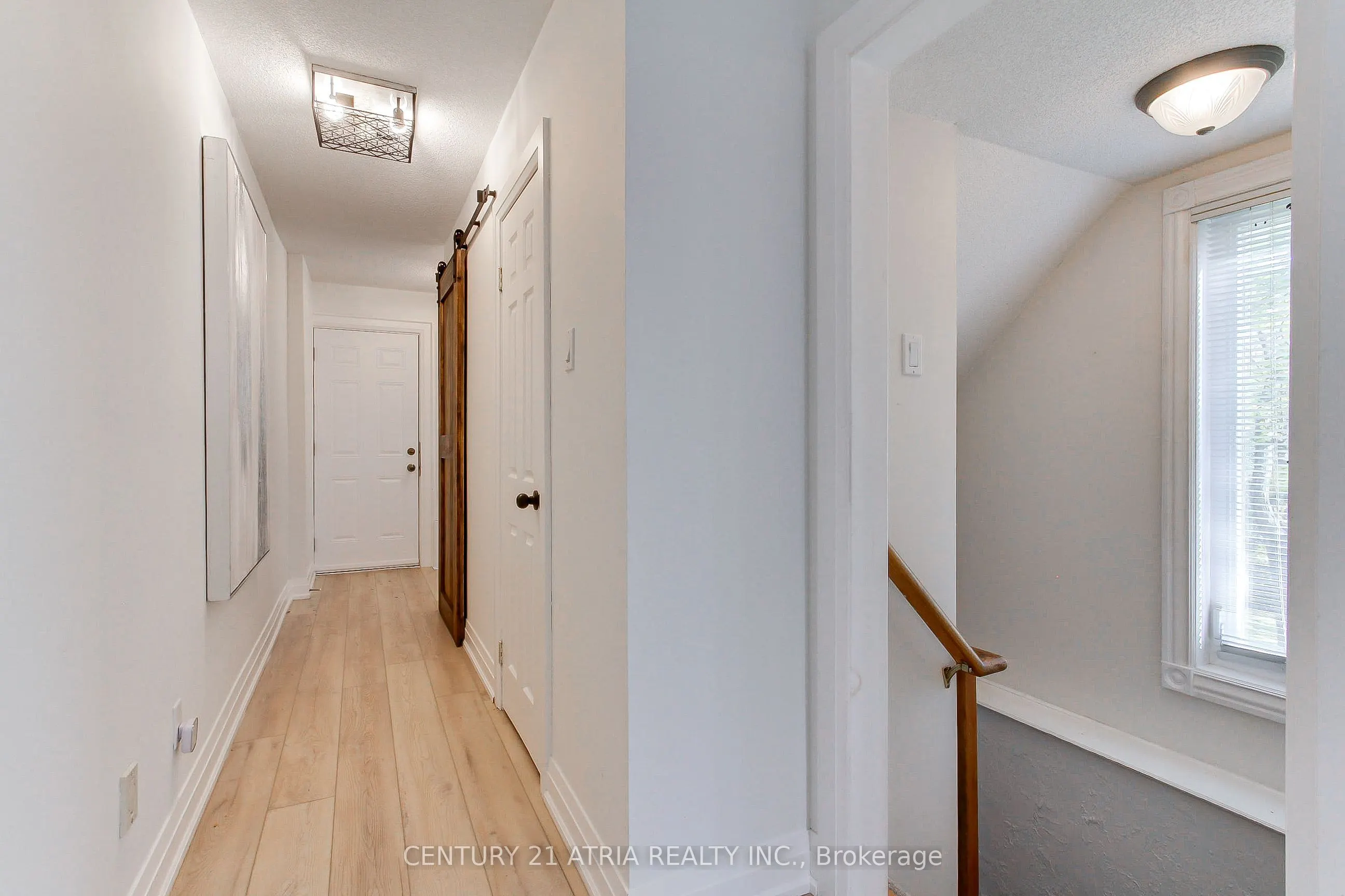 27 Anderson Place #11