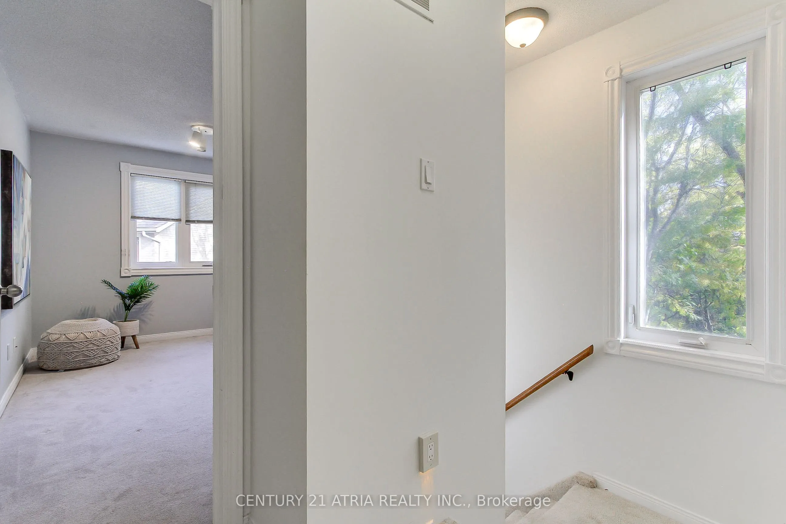 27 Anderson Place #11