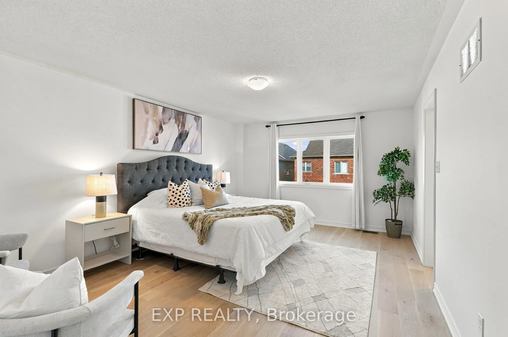 262 Wilfred Murison Avenue