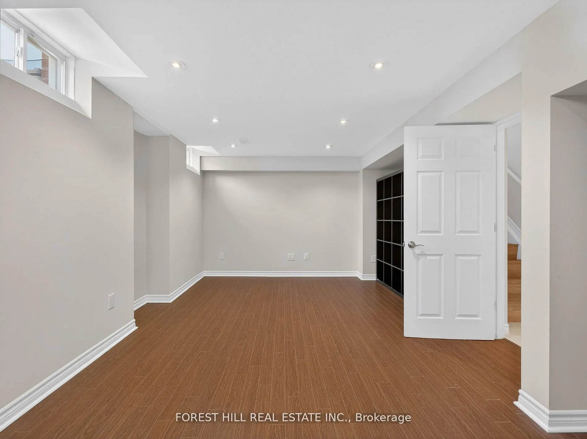 12 Stookes Crescent
