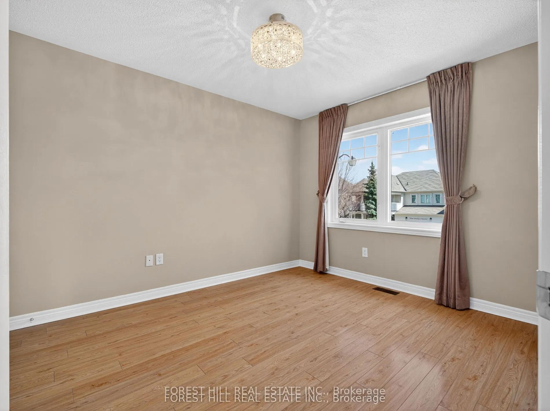 12 Stookes Crescent