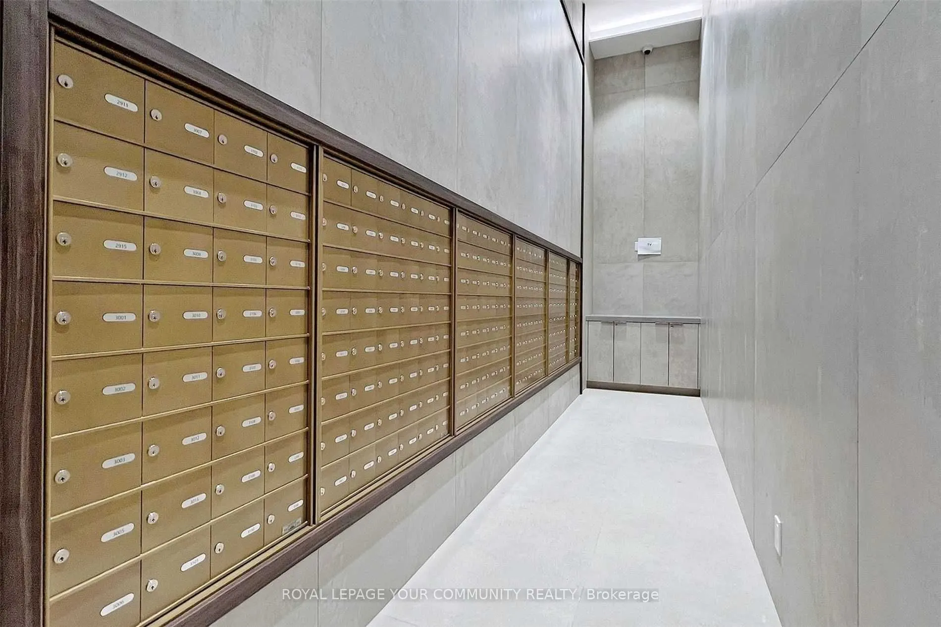 1000 Portage Parkway #2301
