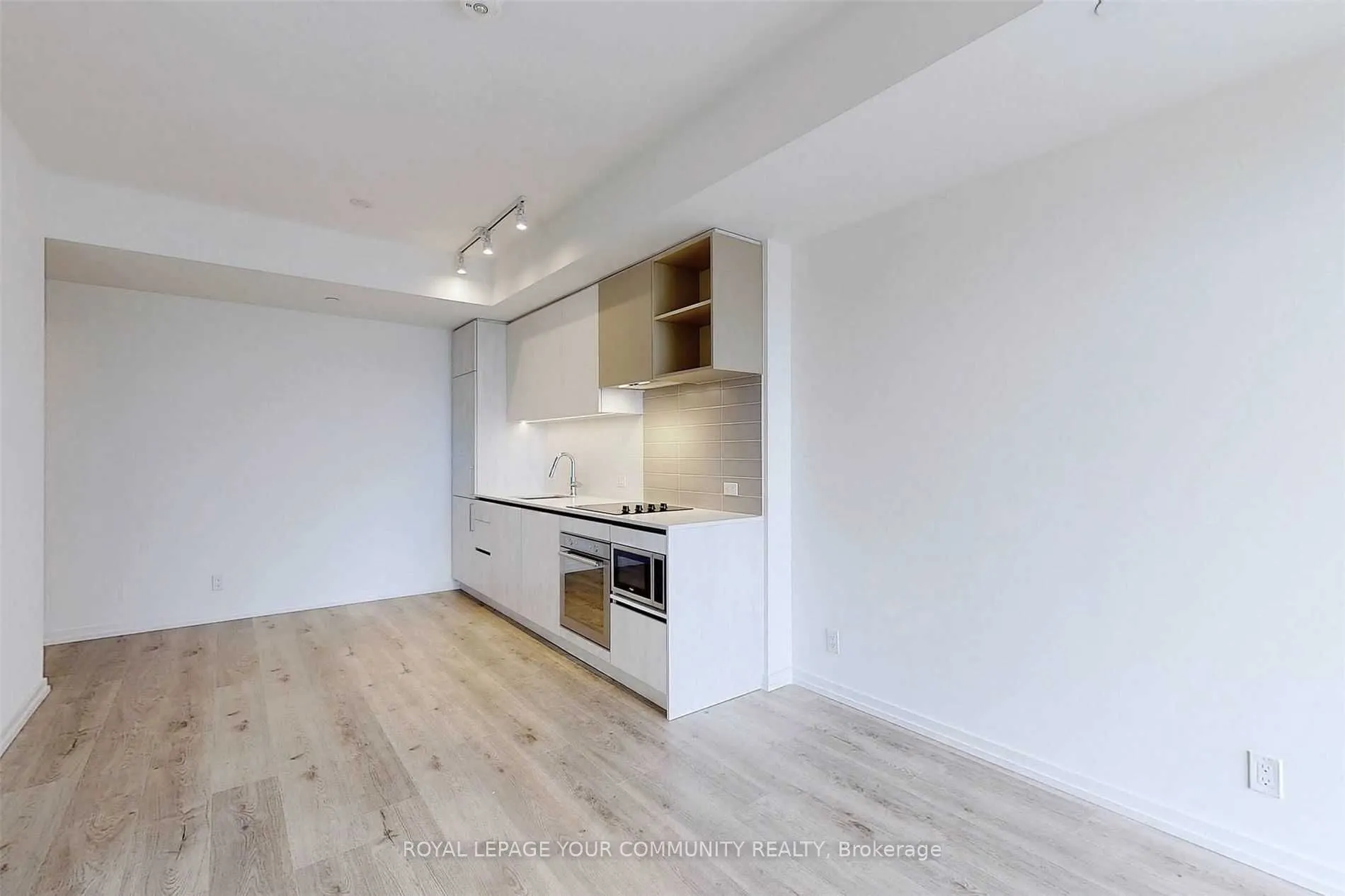 1000 Portage Parkway #2301