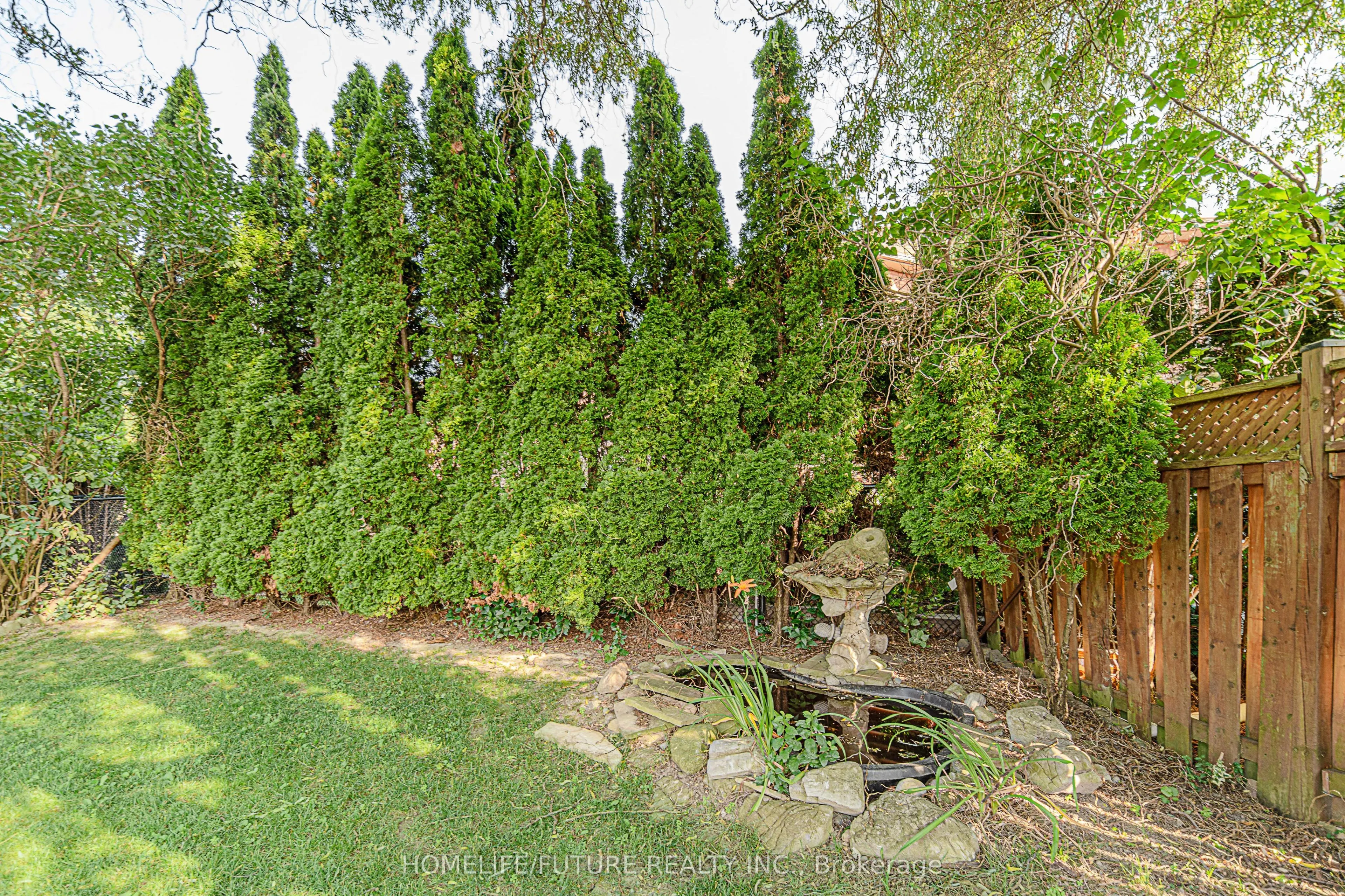 42 Boxwood Crescent